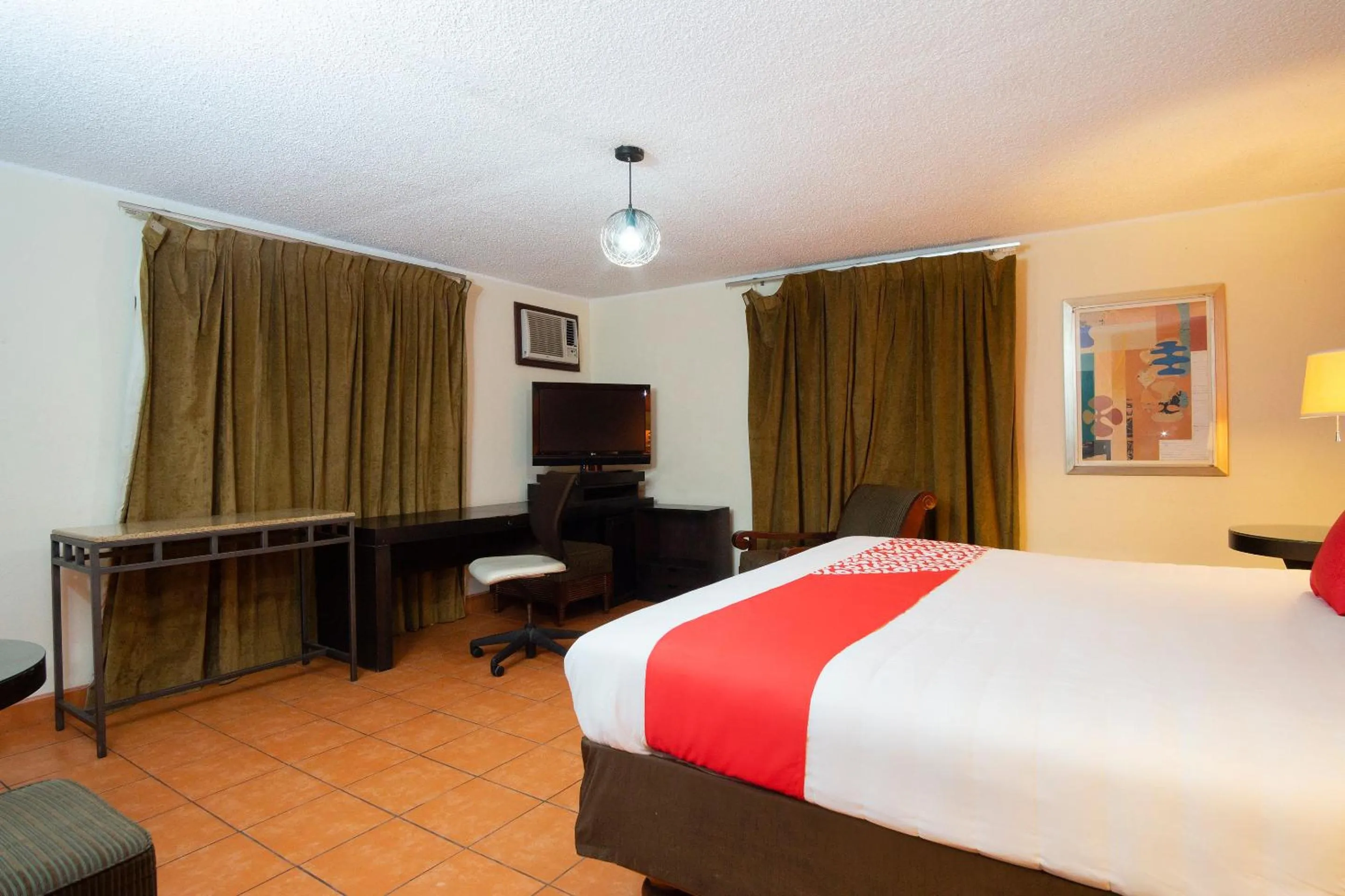 Bedroom in OYO Hotel Hacienda Don Luis, Rosarito