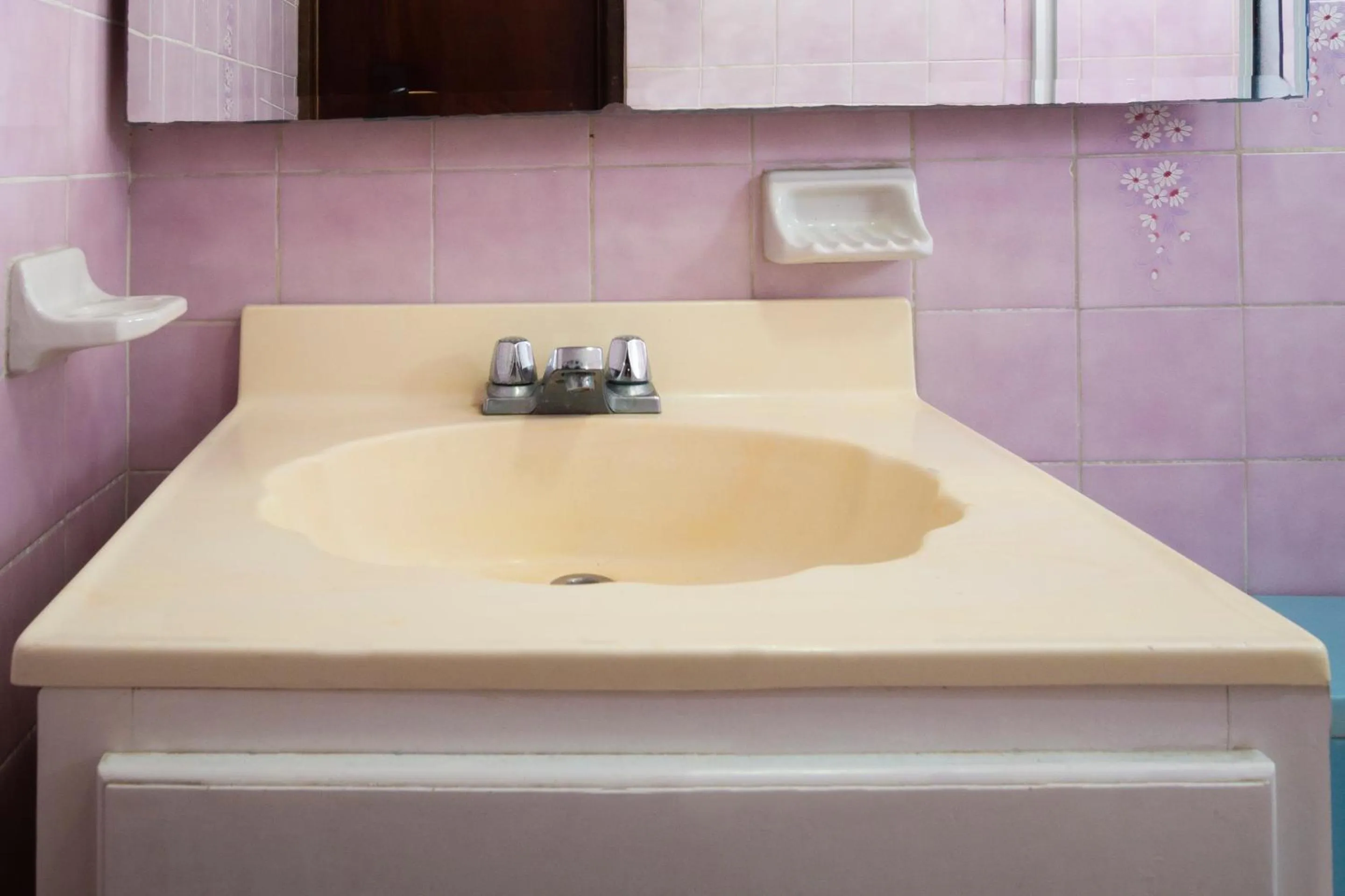 Bathroom in OYO Hotel Hacienda Don Luis, Rosarito