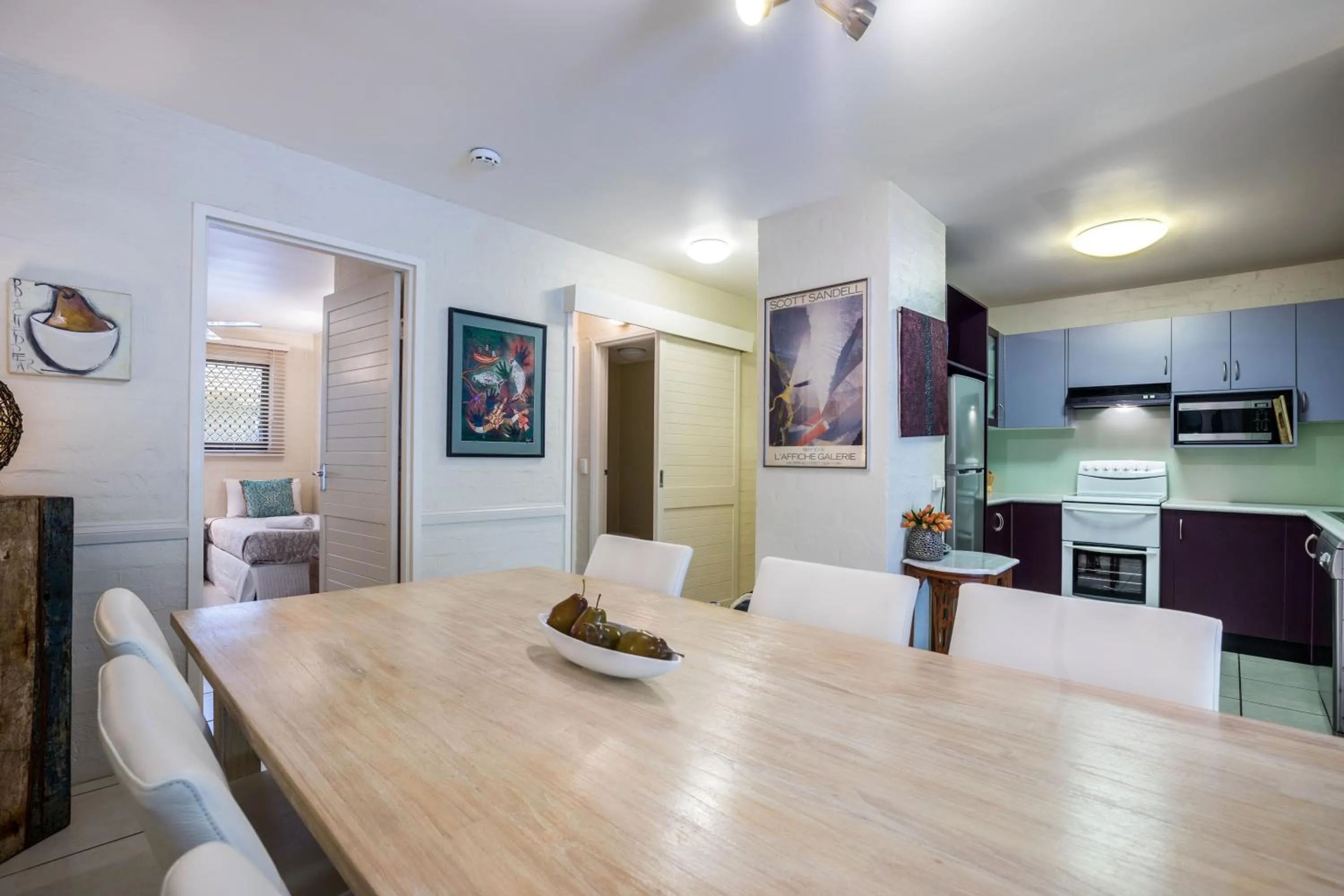 Dining area in Saks on Hastings