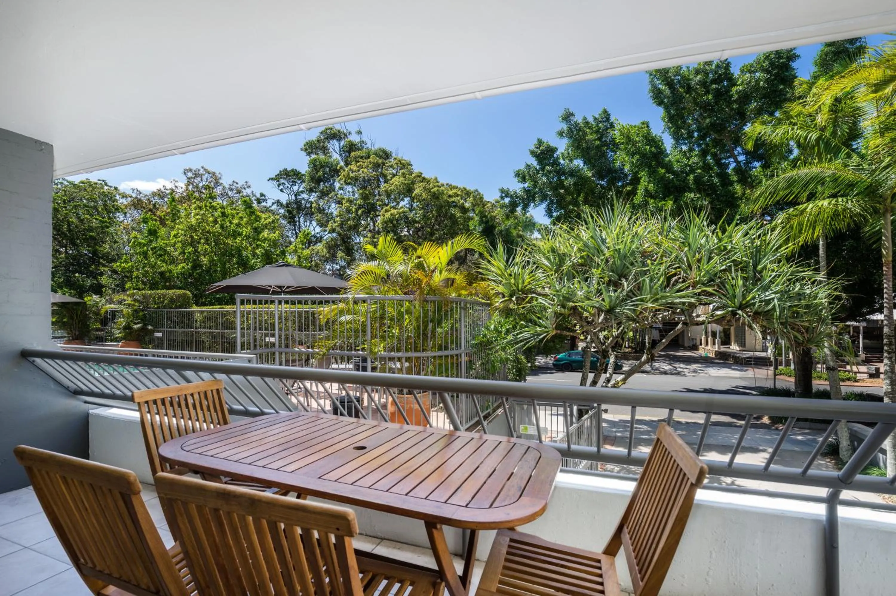 Balcony/Terrace in Saks on Hastings
