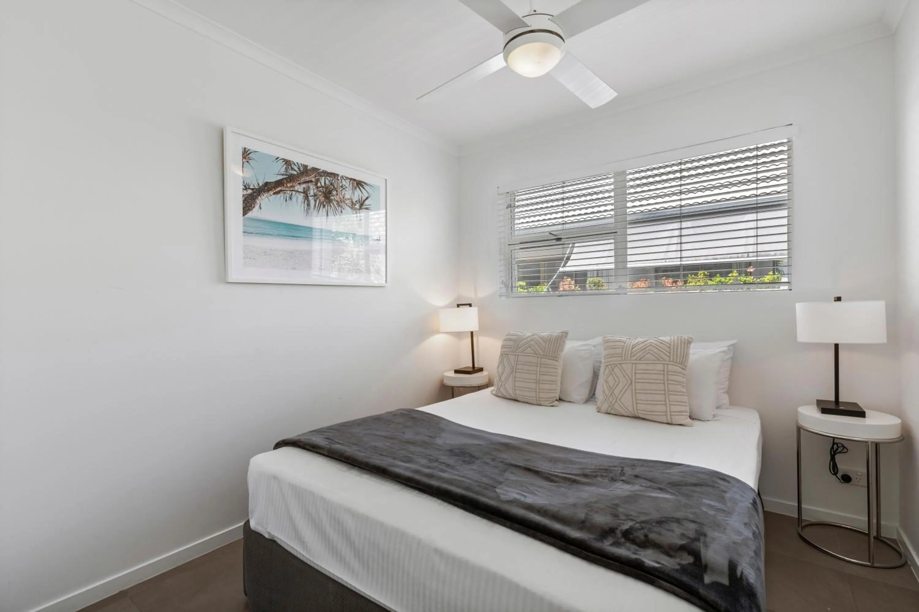 Bedroom, Bed in Saks on Hastings