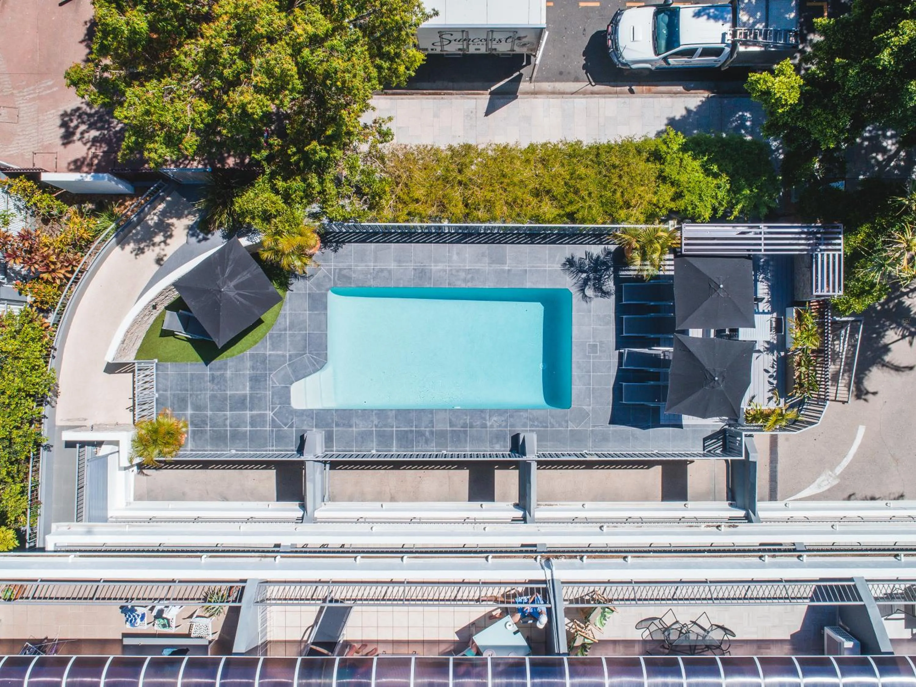 Bird's eye view in Saks on Hastings