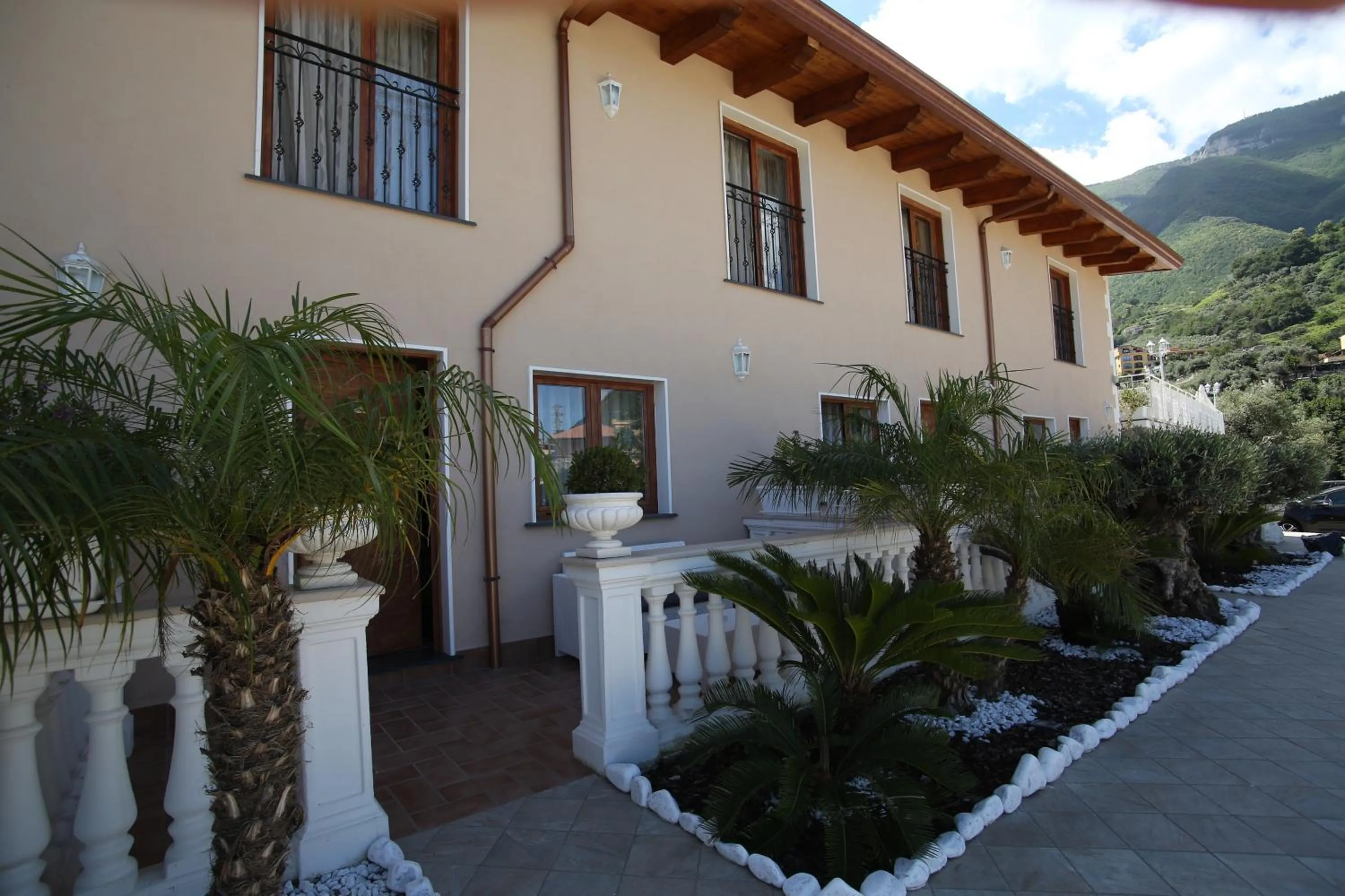 Property building in B&B Villa Catiè