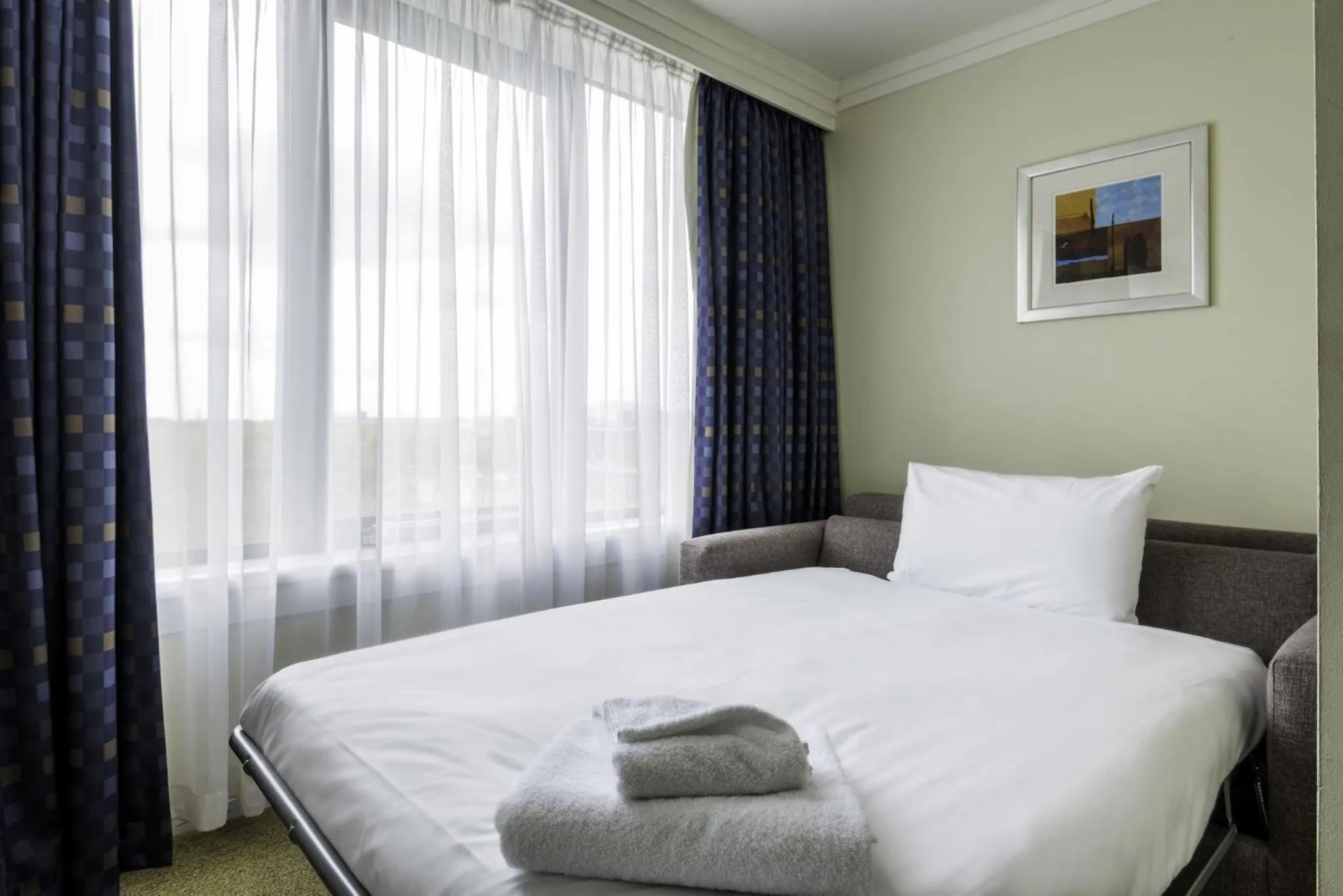 Photo of the whole room, Bed in Holiday Inn Milton Keynes Central by IHG