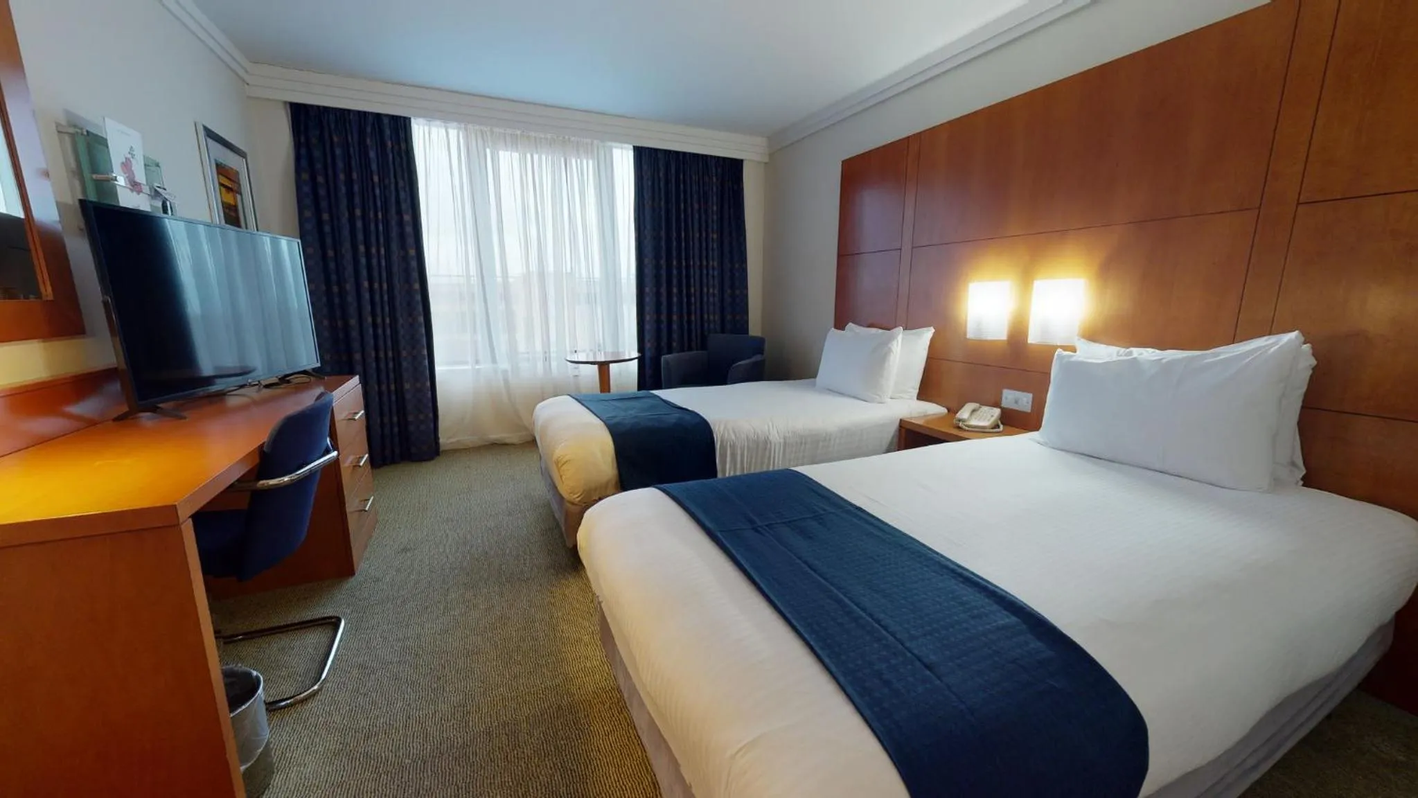 Photo of the whole room, Bed in Holiday Inn Milton Keynes Central by IHG