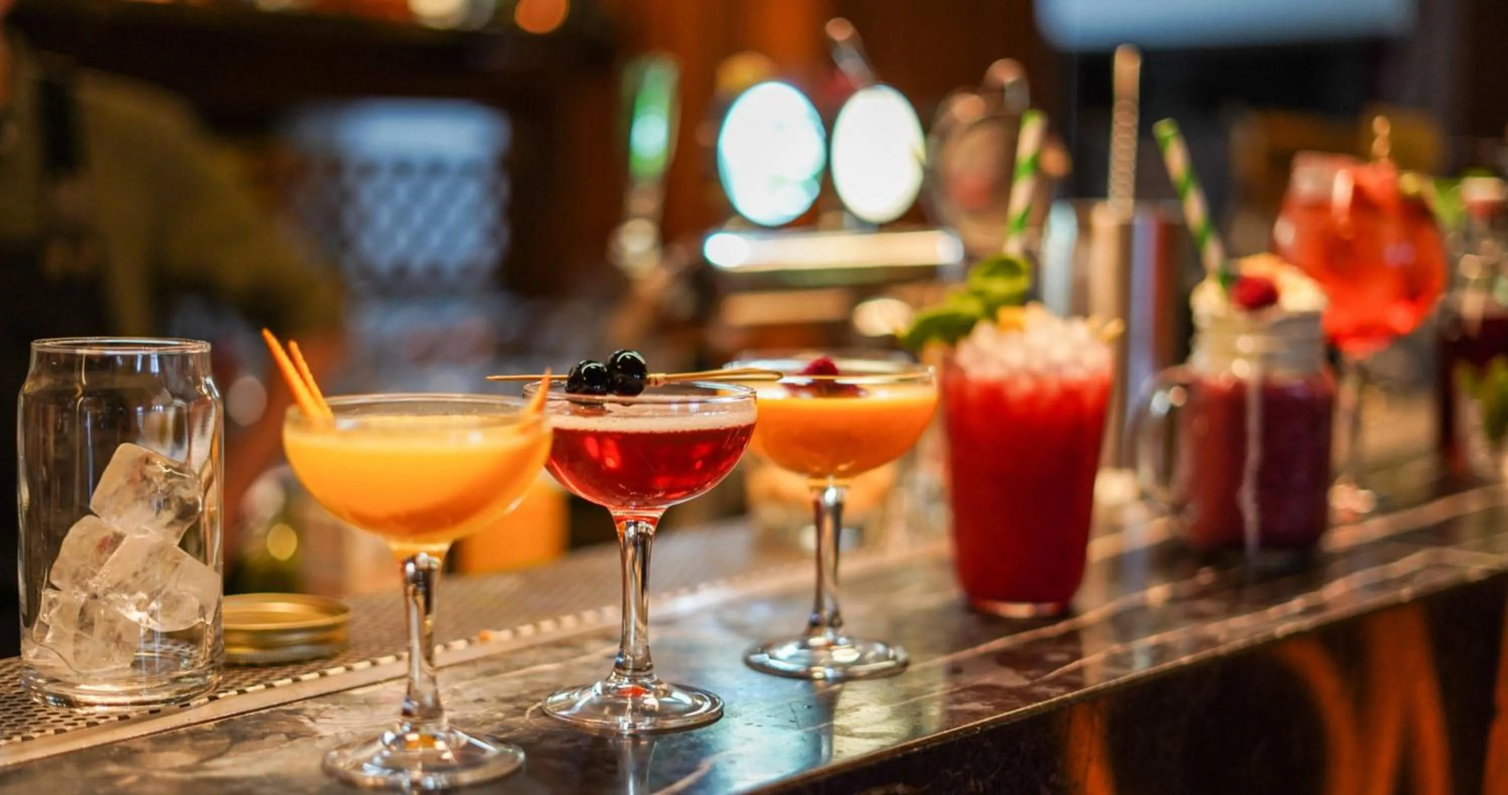 Lounge or bar in Clarion Hotel Post