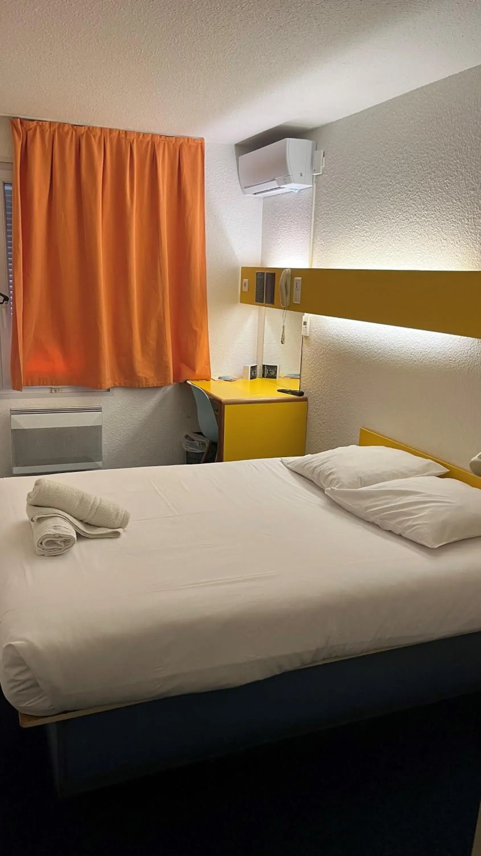 Double Room in Quick Palace Anglet Double Room in Quick Palace Anglet