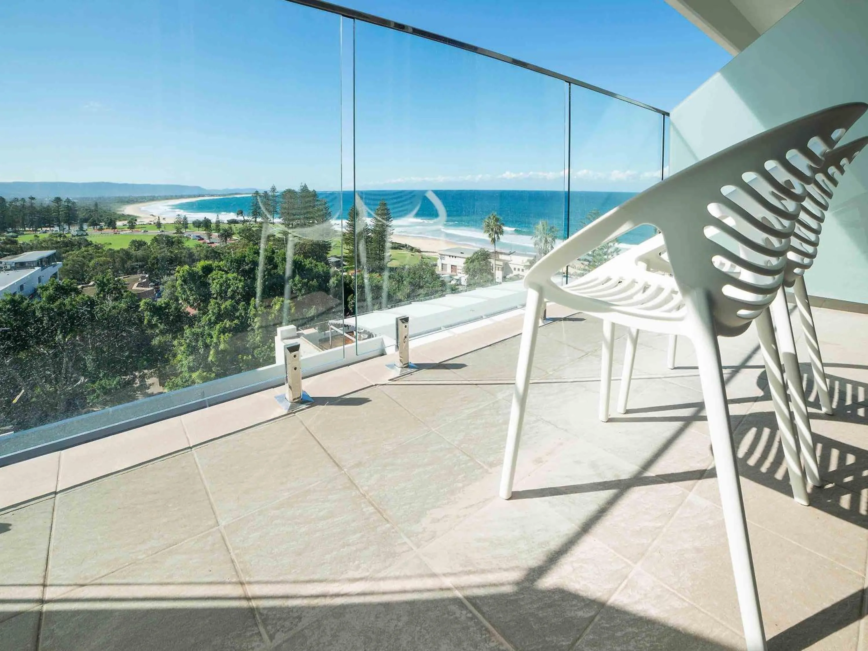 Bedroom in Novotel Wollongong Northbeach