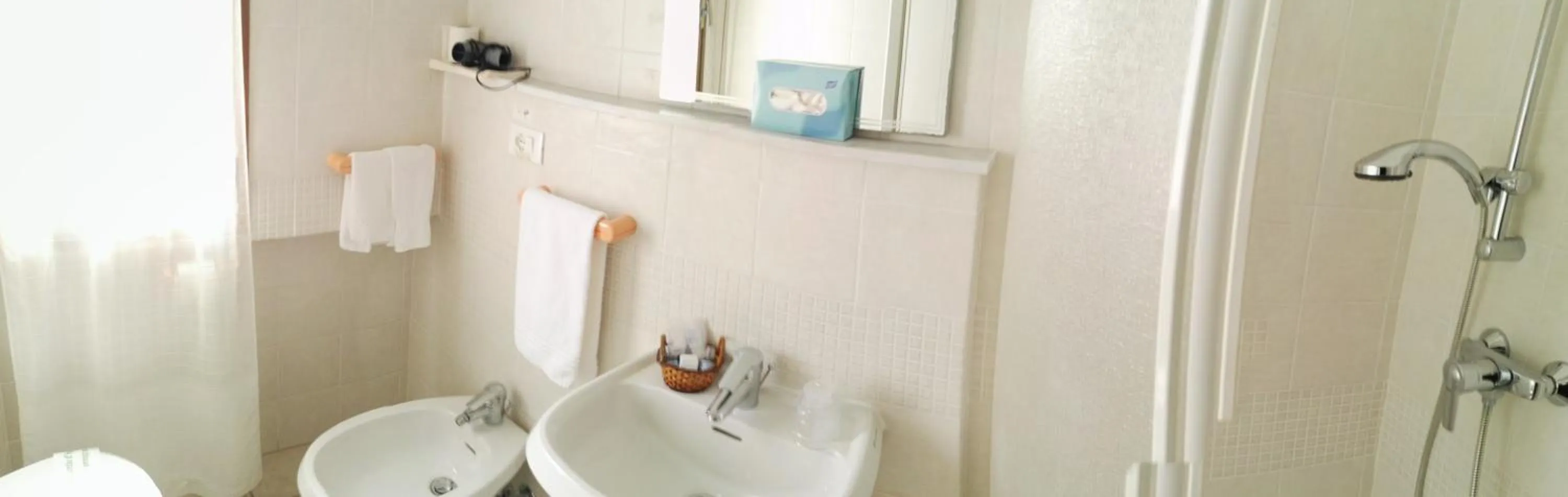 Bathroom in Hotel Elizabeth