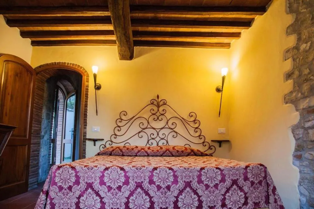 Bed in Agriturismo Borgo Il Bonagino