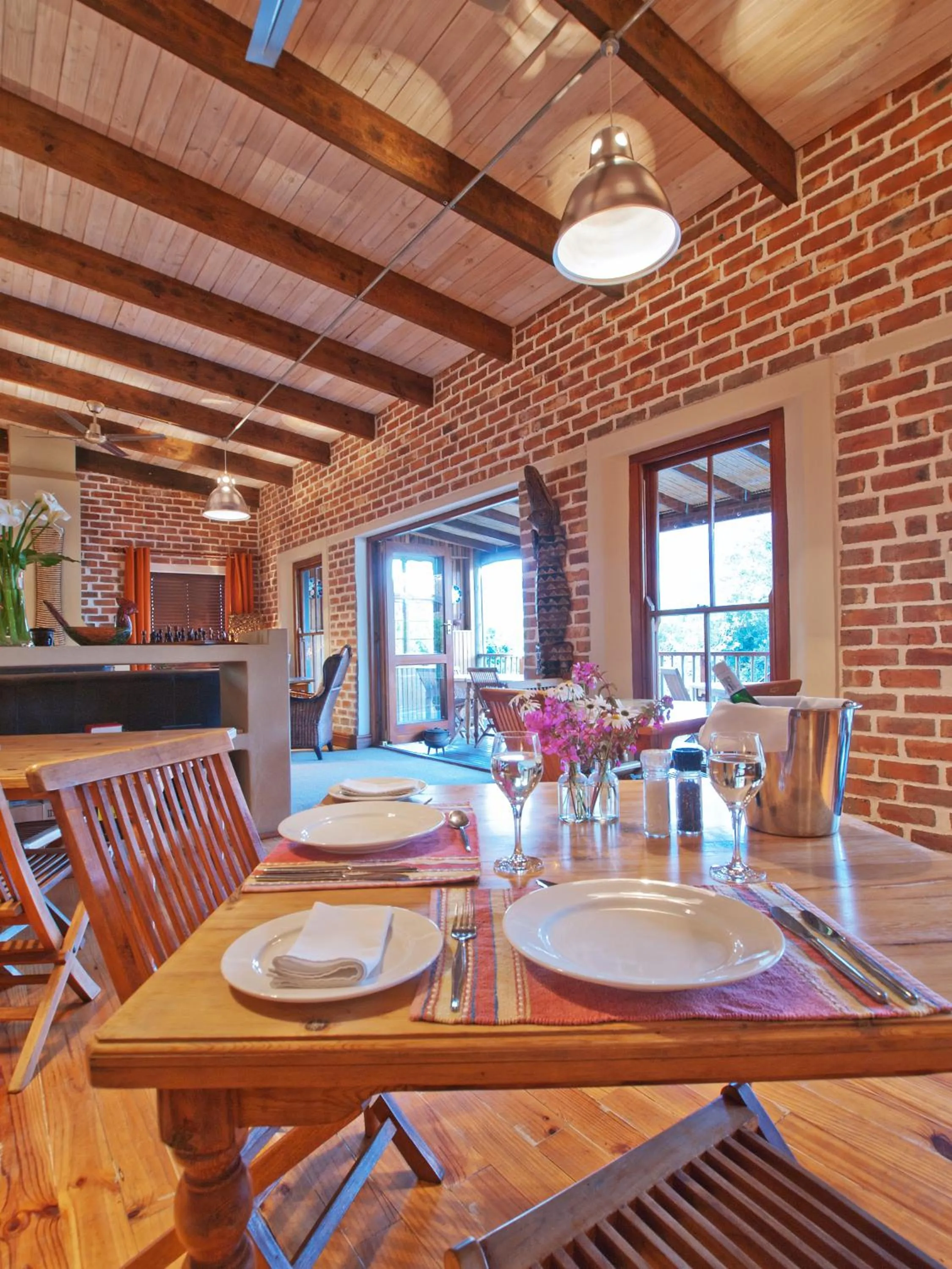 Restaurant/places to eat in At the Woods Guest House