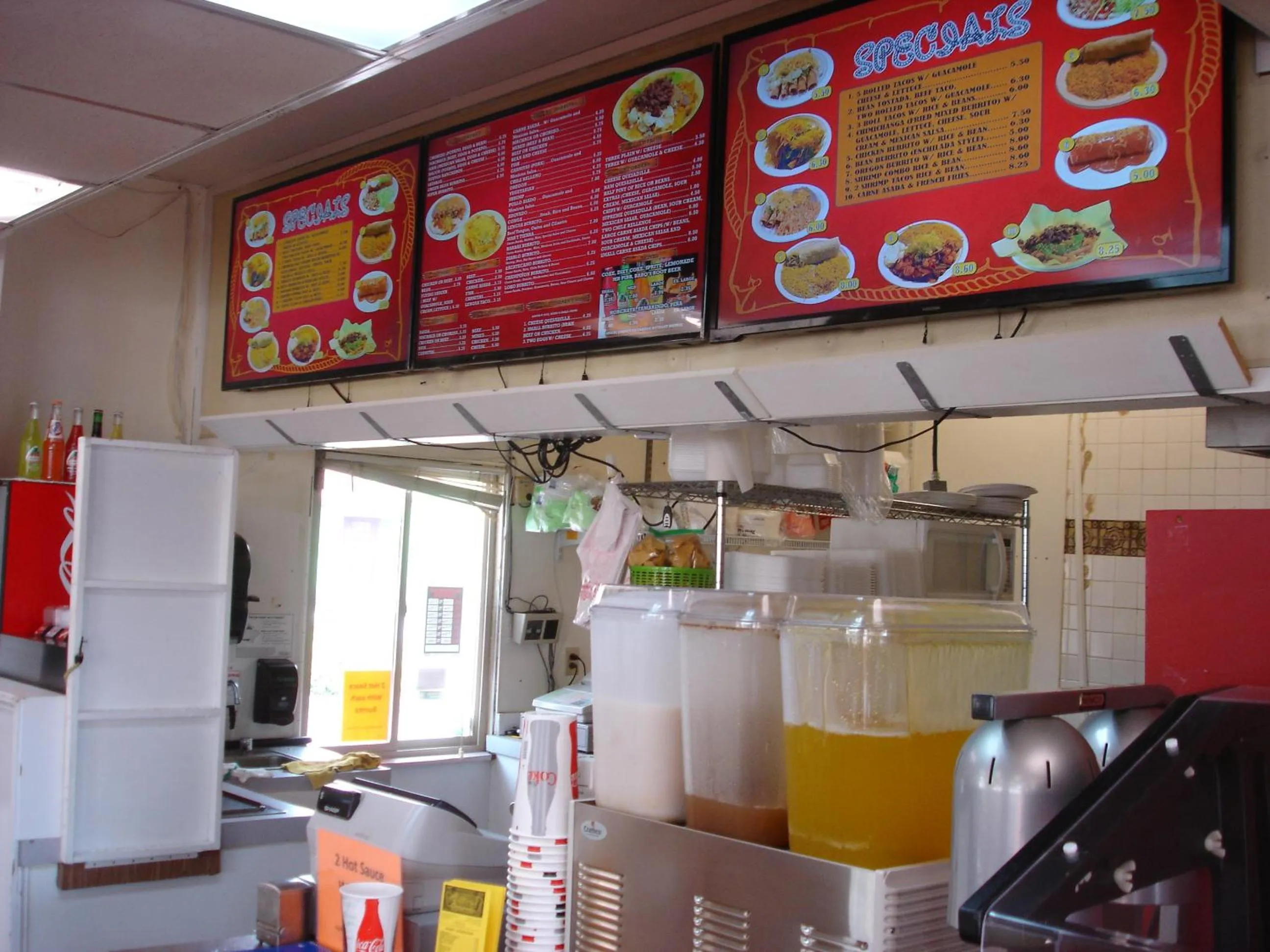 Restaurant/places to eat in Value Inn Motel EUGENE AIRPORT