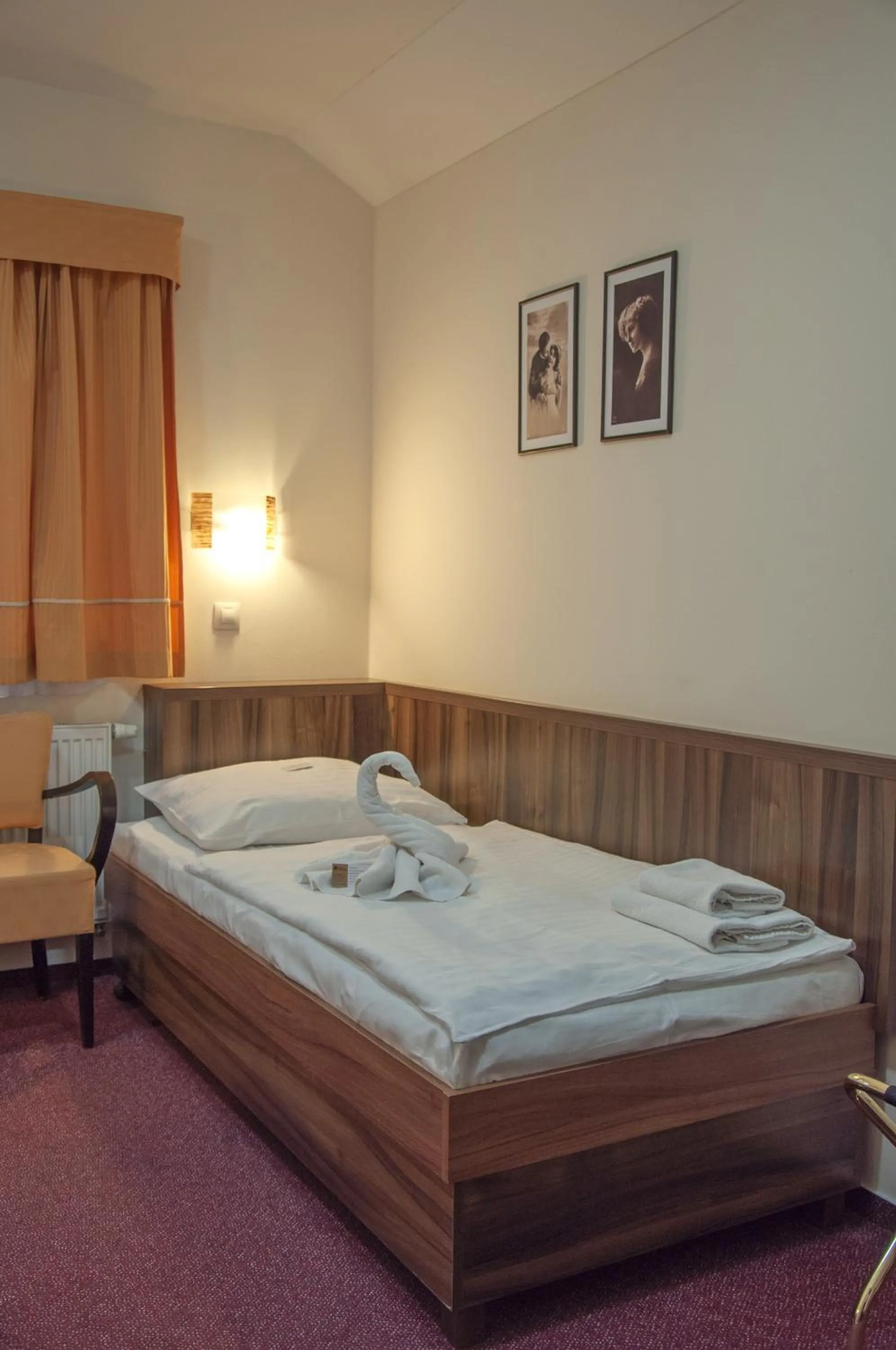 Bed in Hotel Studanka