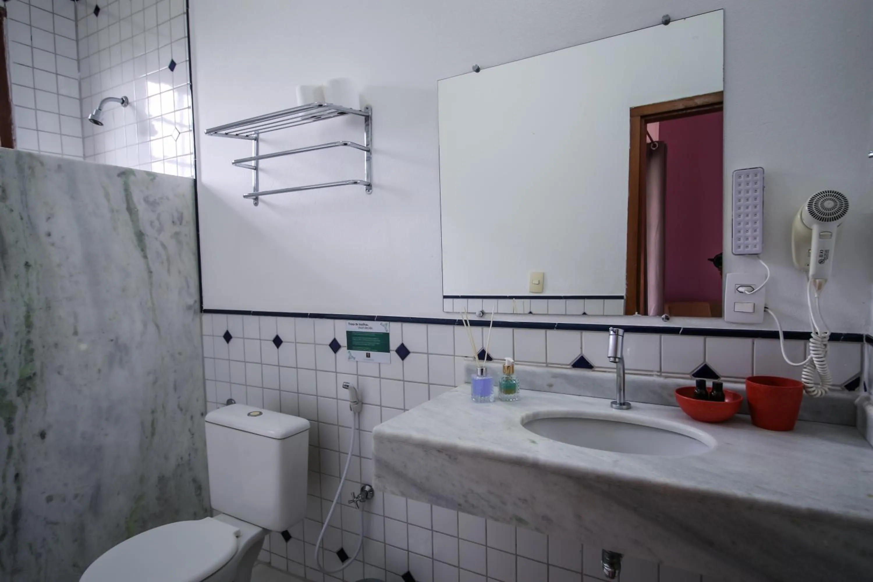 Shower in Pousada Arvoredo