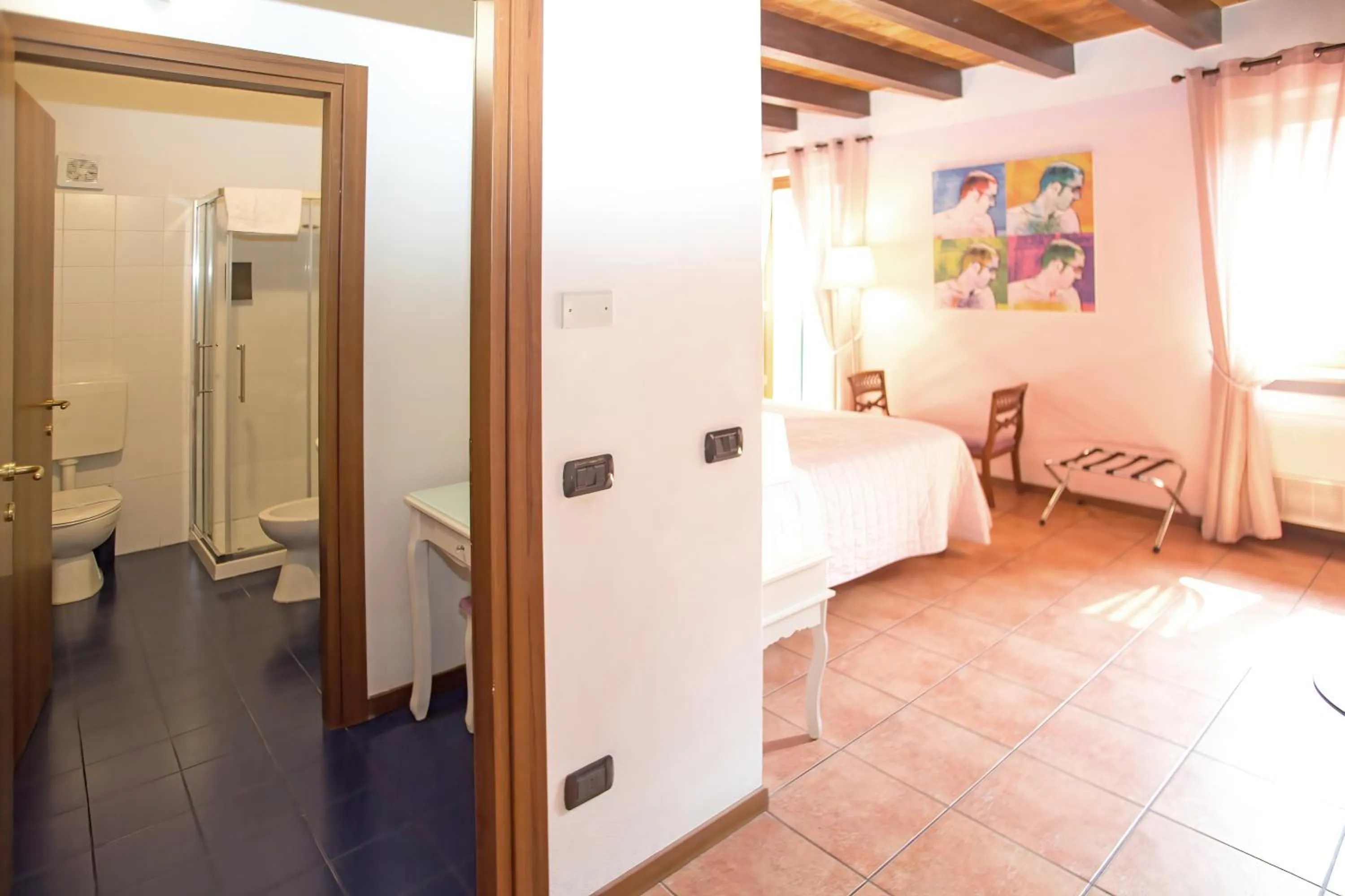 Photo of the whole room in Veronetta House