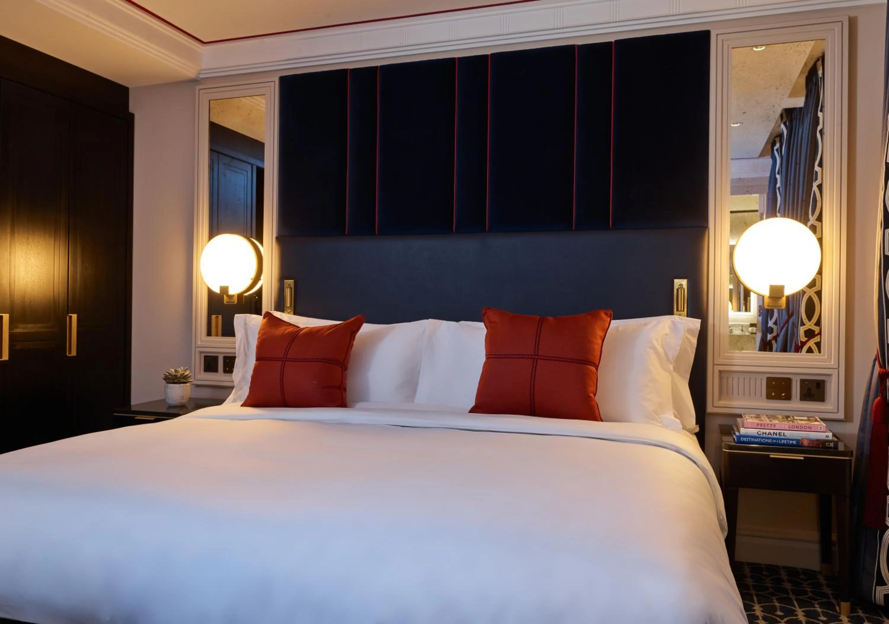 Bed in The Mayfair Townhouse - an Iconic Luxury Hotel