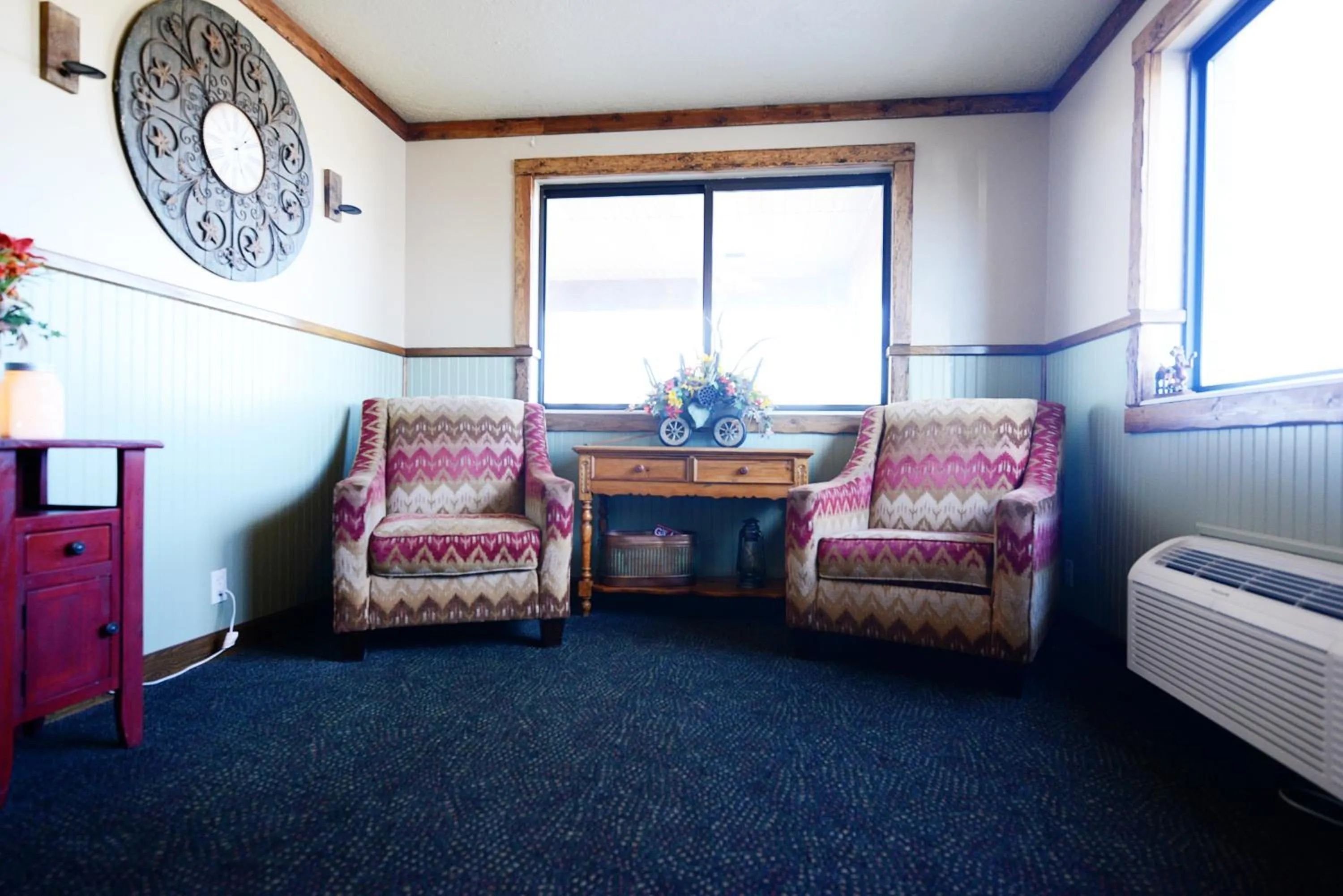 Bed in Western Inn - Tremonton, Utah