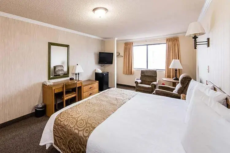 King Suite - single occupancy in Western Inn - Tremonton, Utah King Suite - single occupancy in Western Inn - Tremonton, Utah