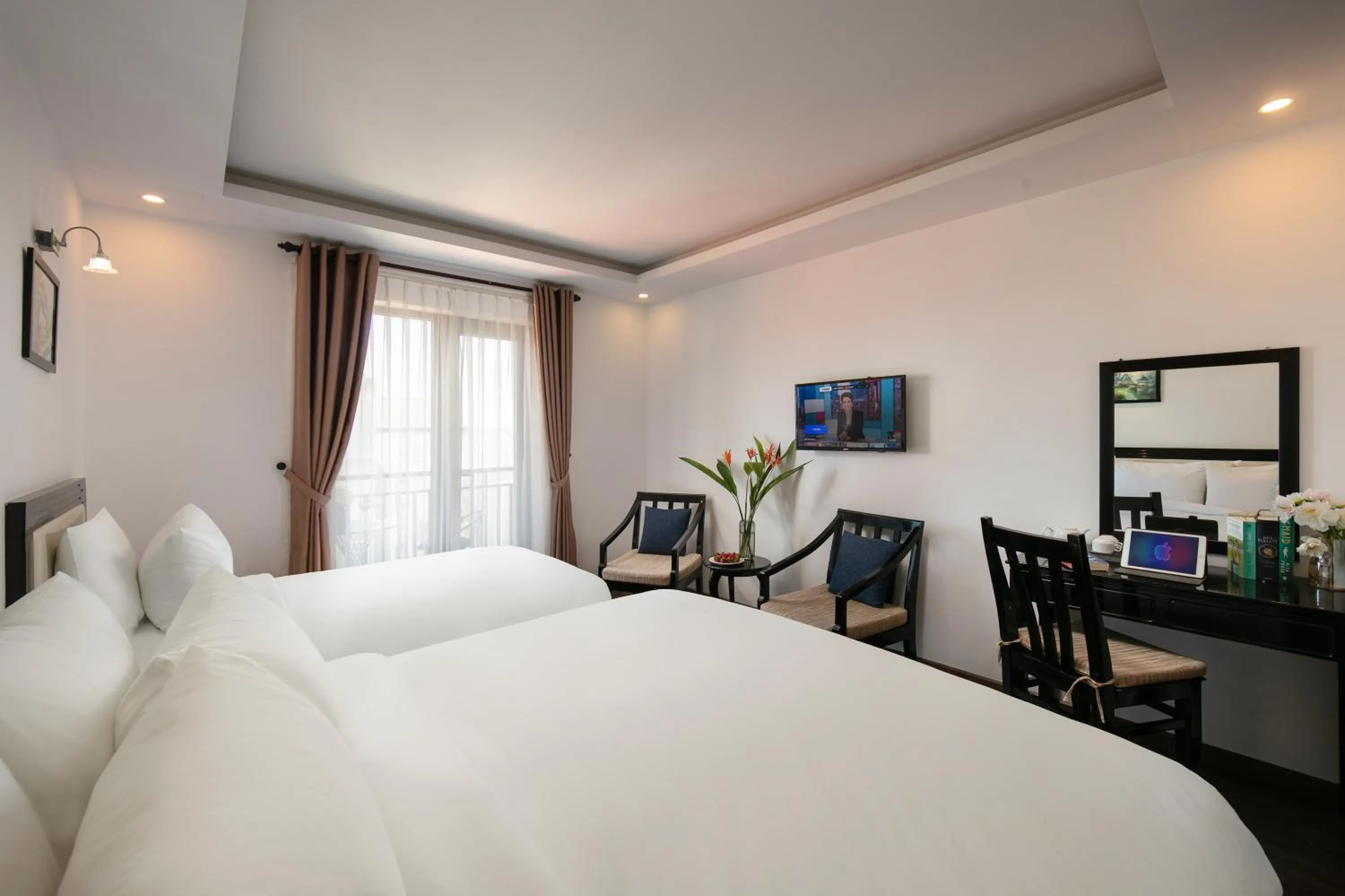 Bed in Hoi An Golden Holiday Villa