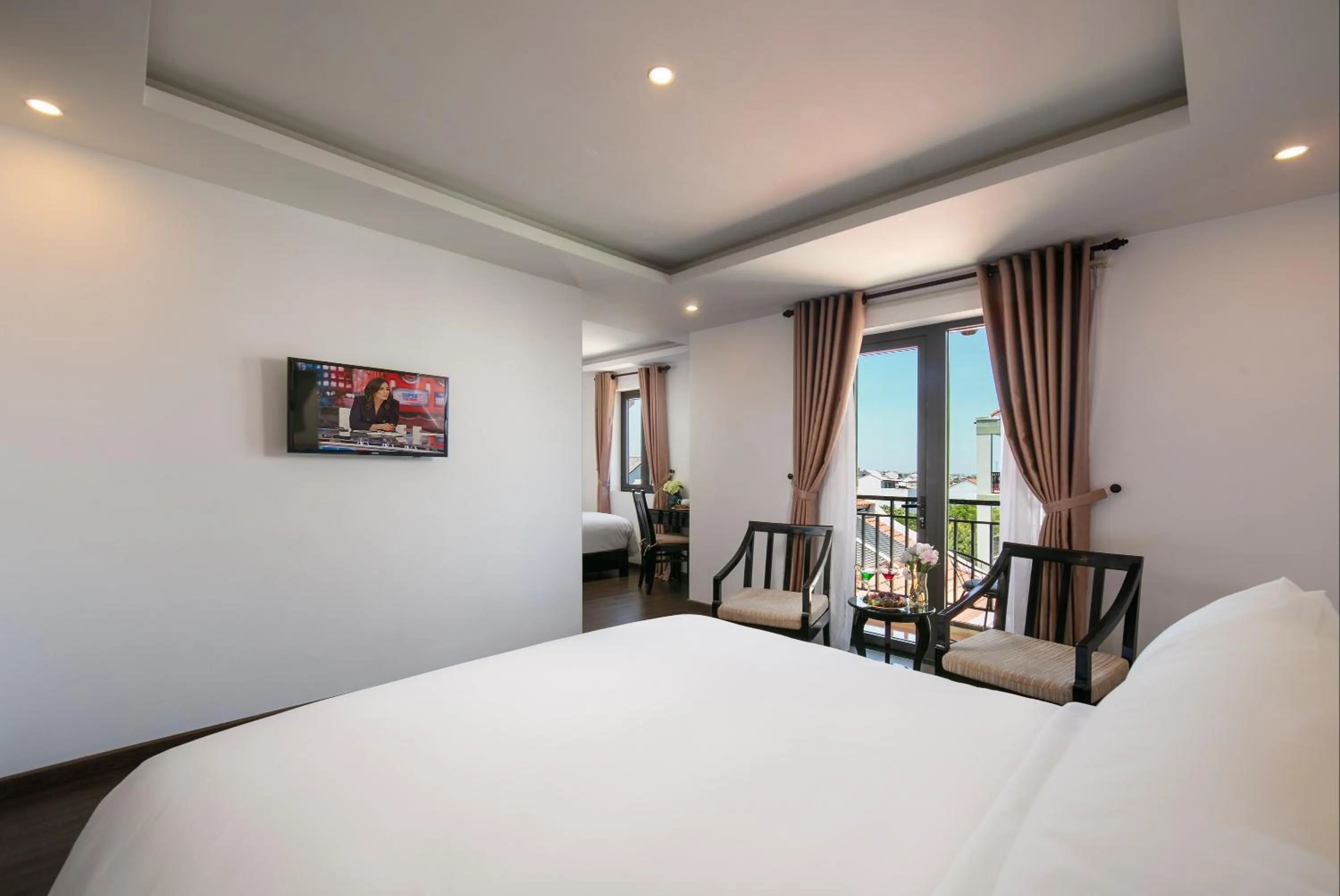 Bed in Hoi An Golden Holiday Villa