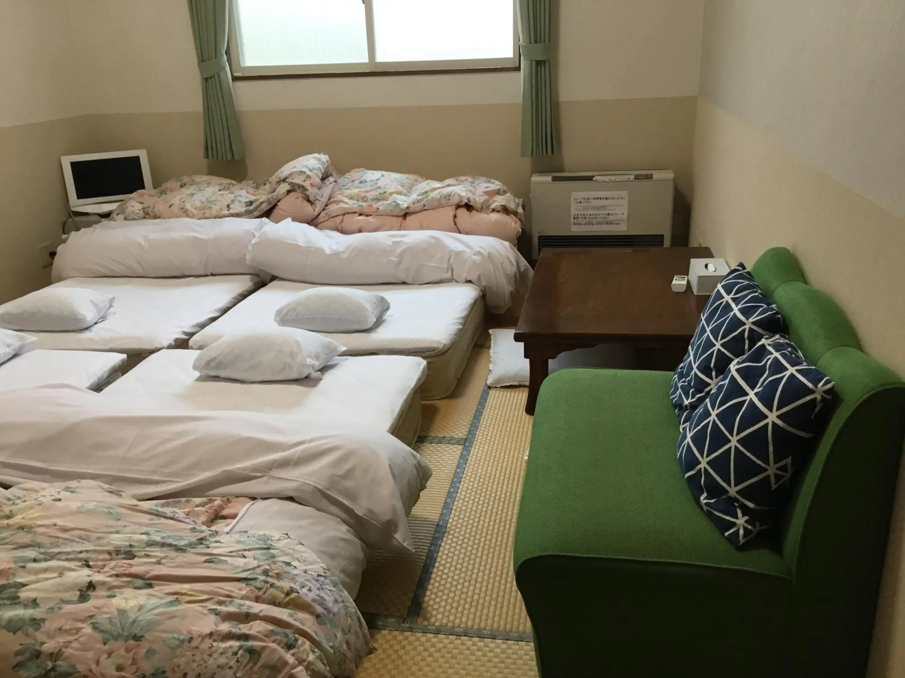 Bed in Lodge Christmas Rose Zao