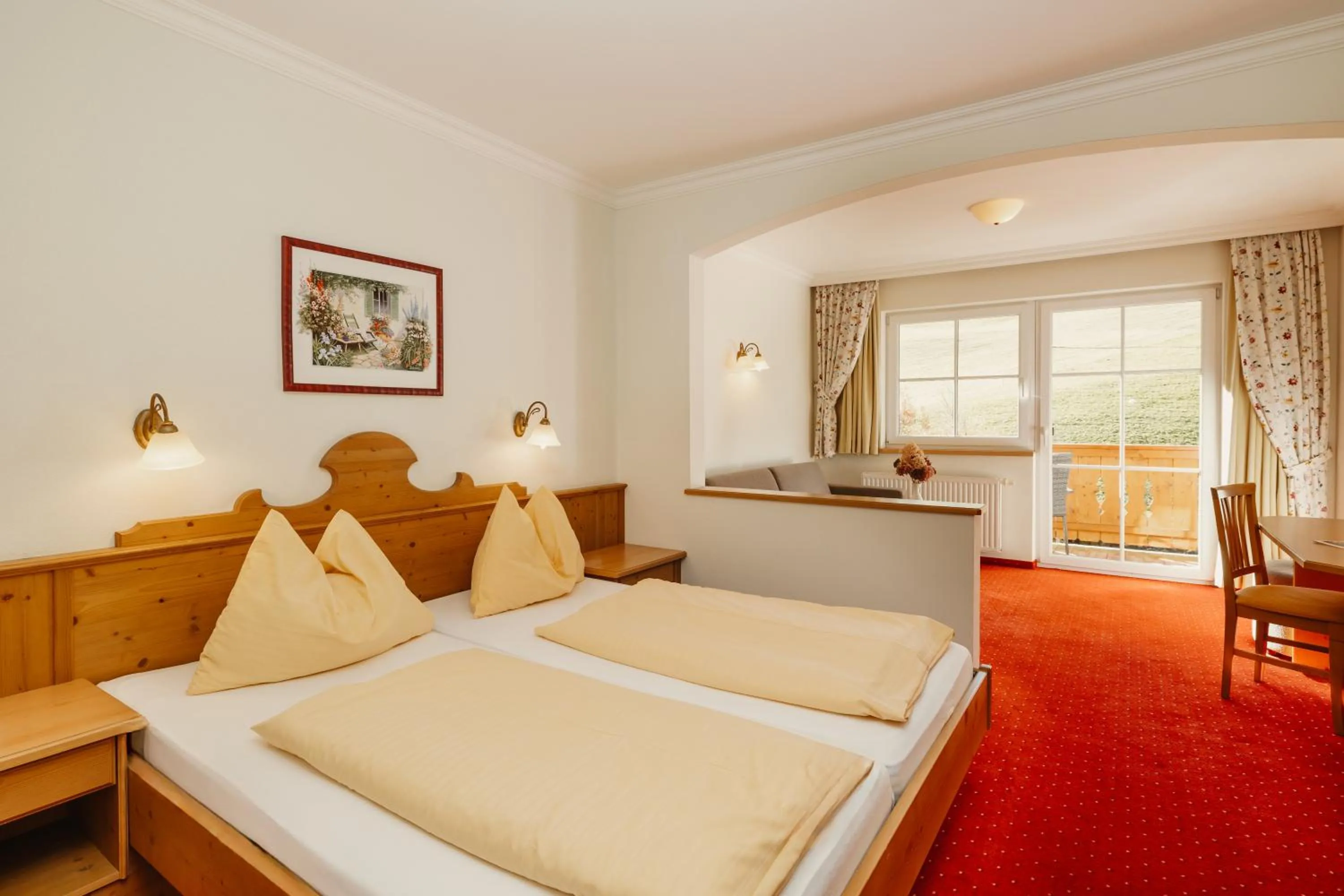 Property building, Bed in Hotel Lammwirt