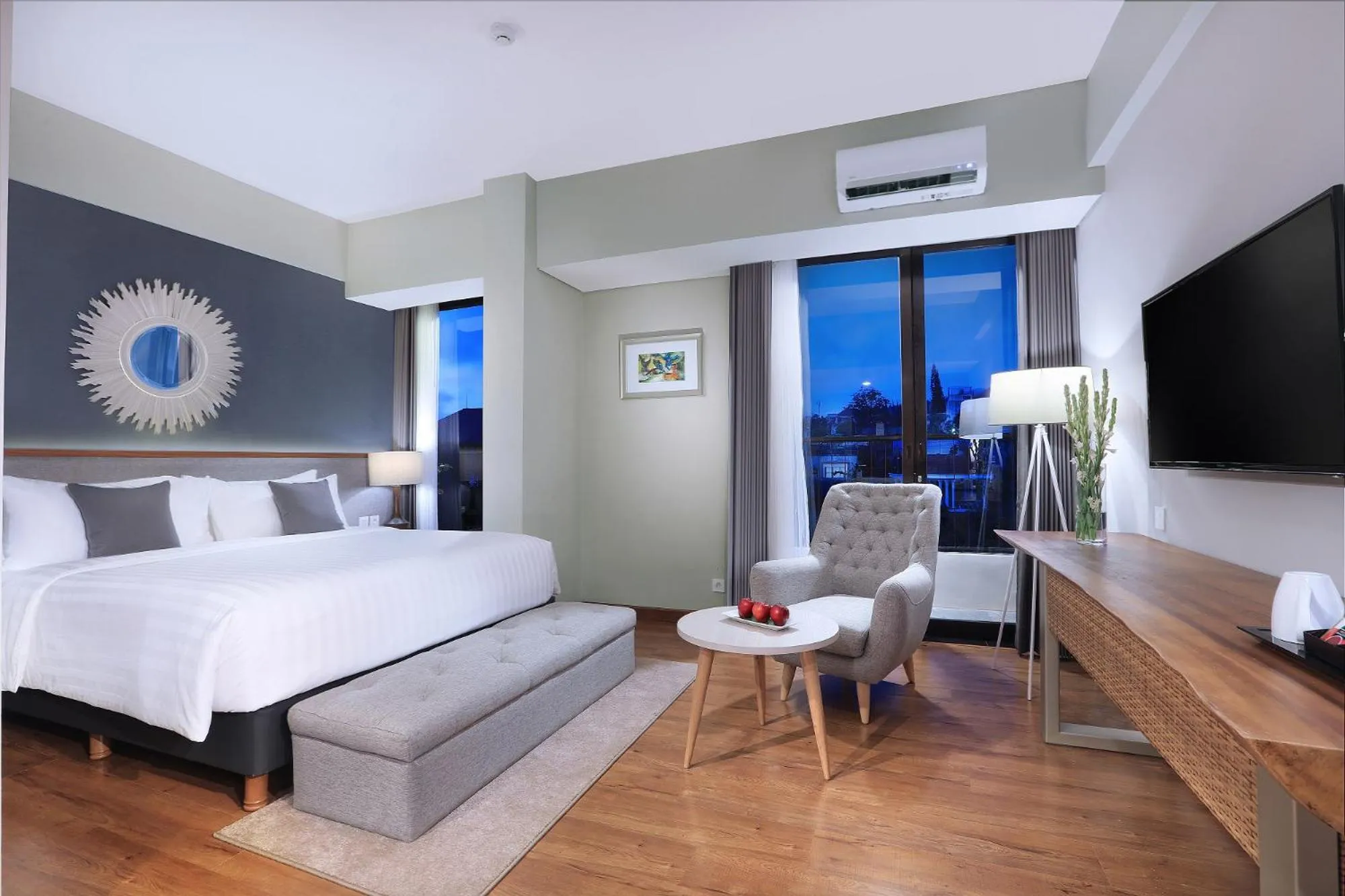 Photo of the whole room in Aston Inn Batu