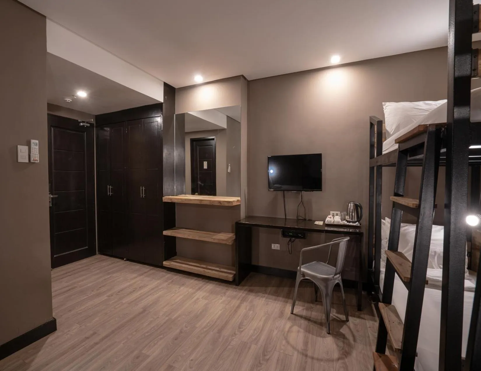 TV and multimedia in GT Hotel Jaro