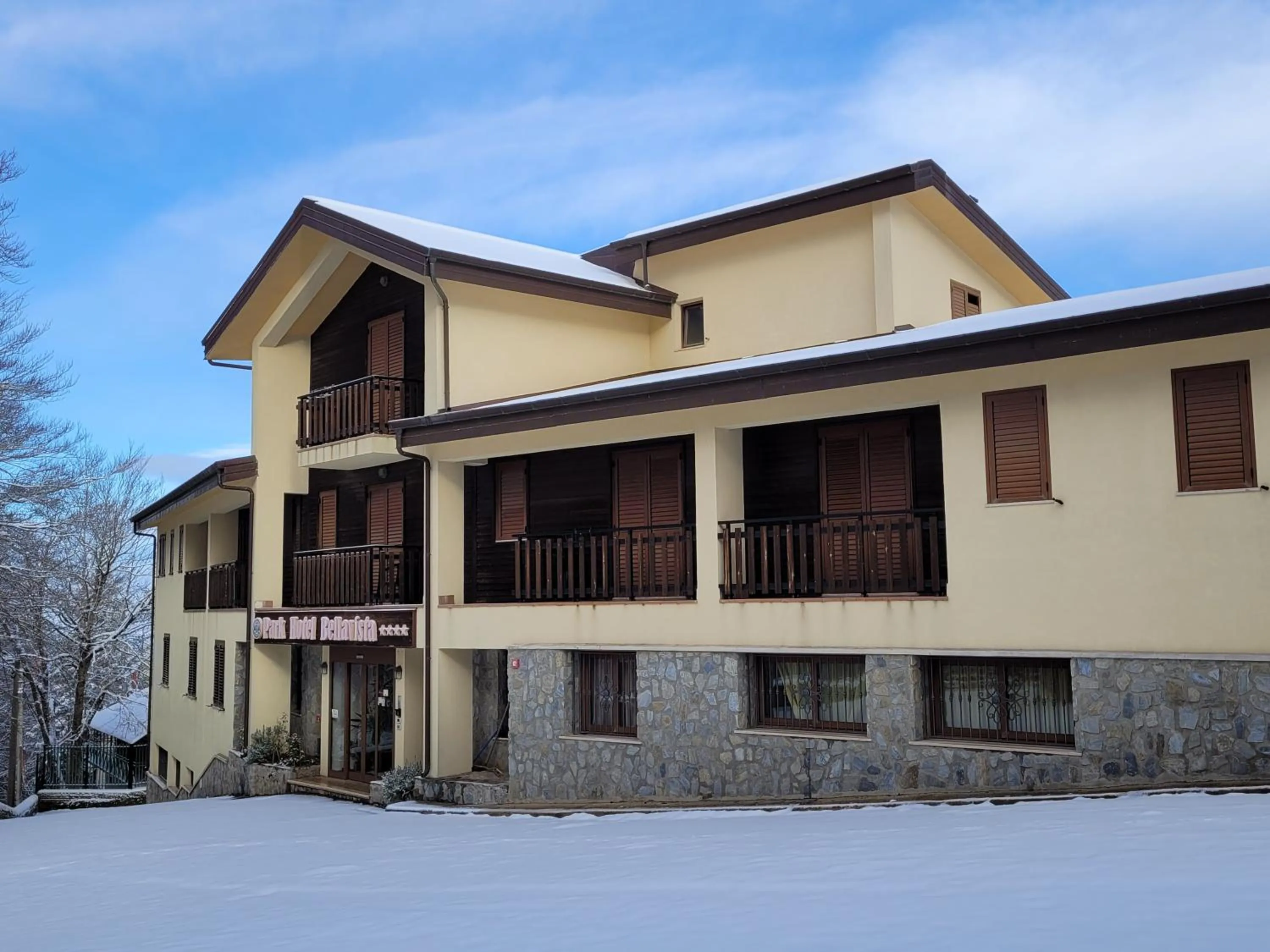 Property building in Park Hotel Bellavista