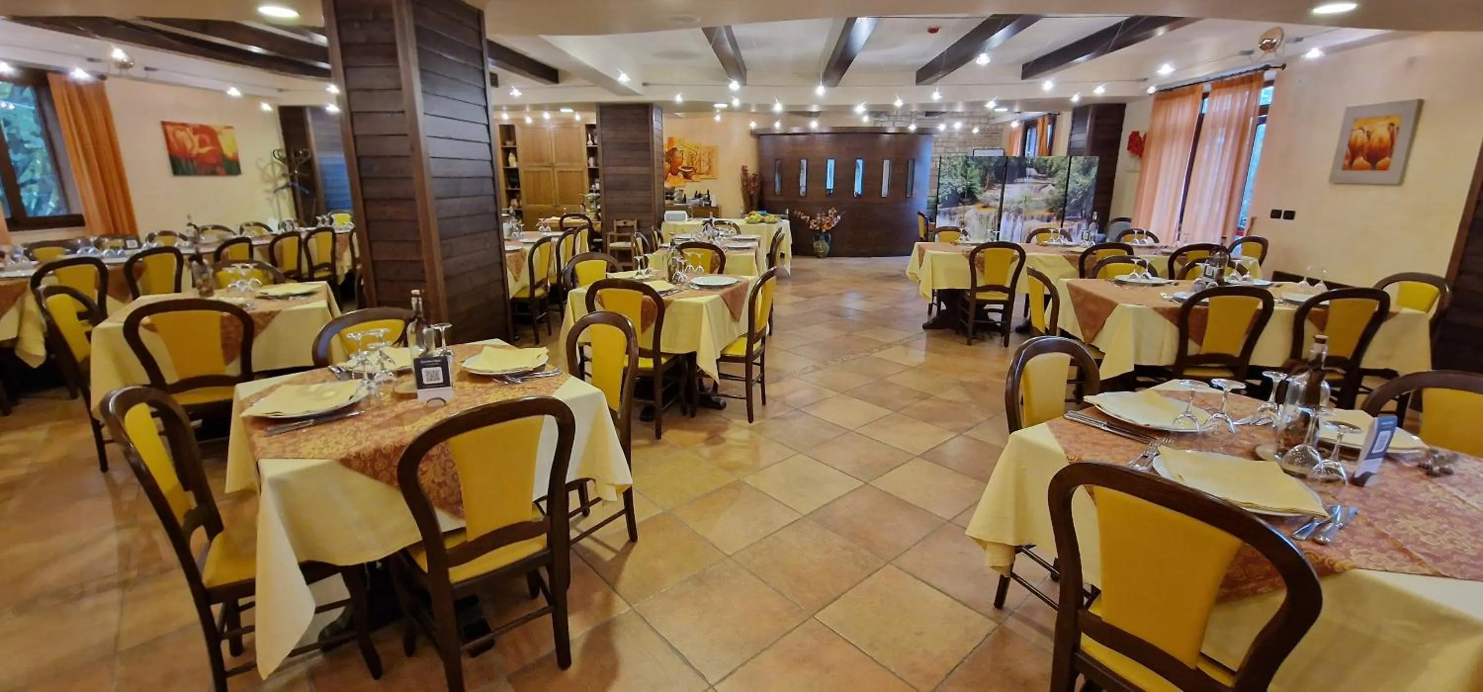 Restaurant/places to eat in Park Hotel Bellavista