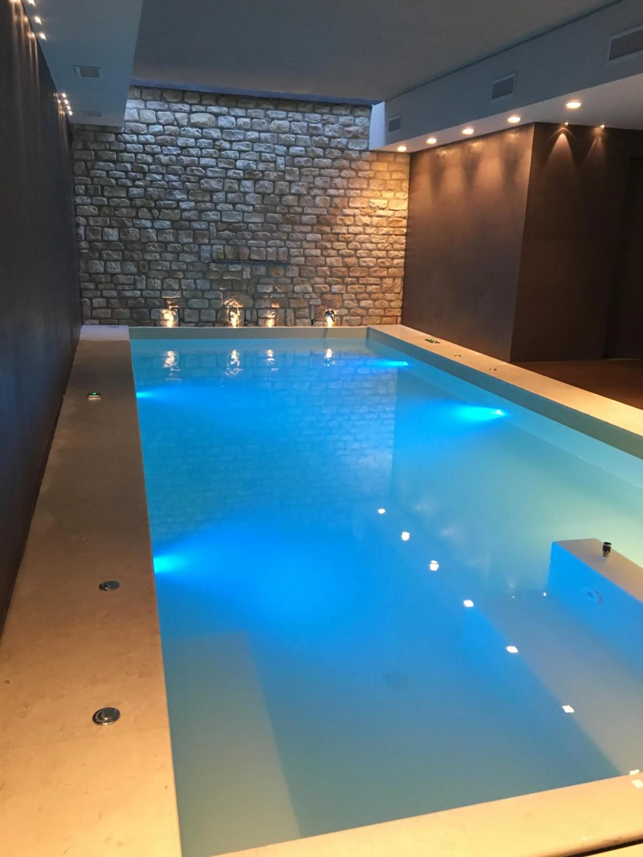 Swimming pool in Hotel Centrale