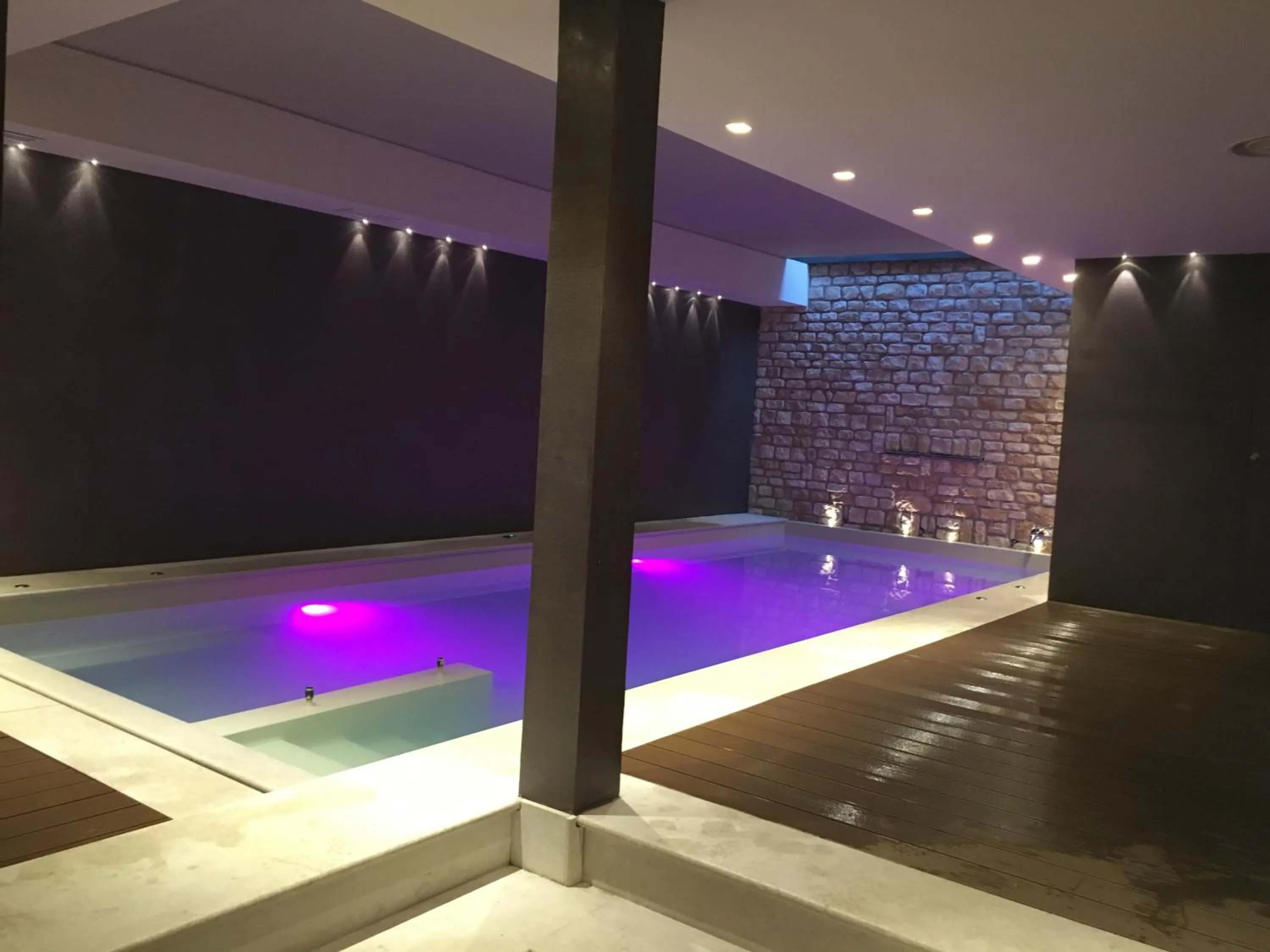 Swimming pool in Hotel Centrale