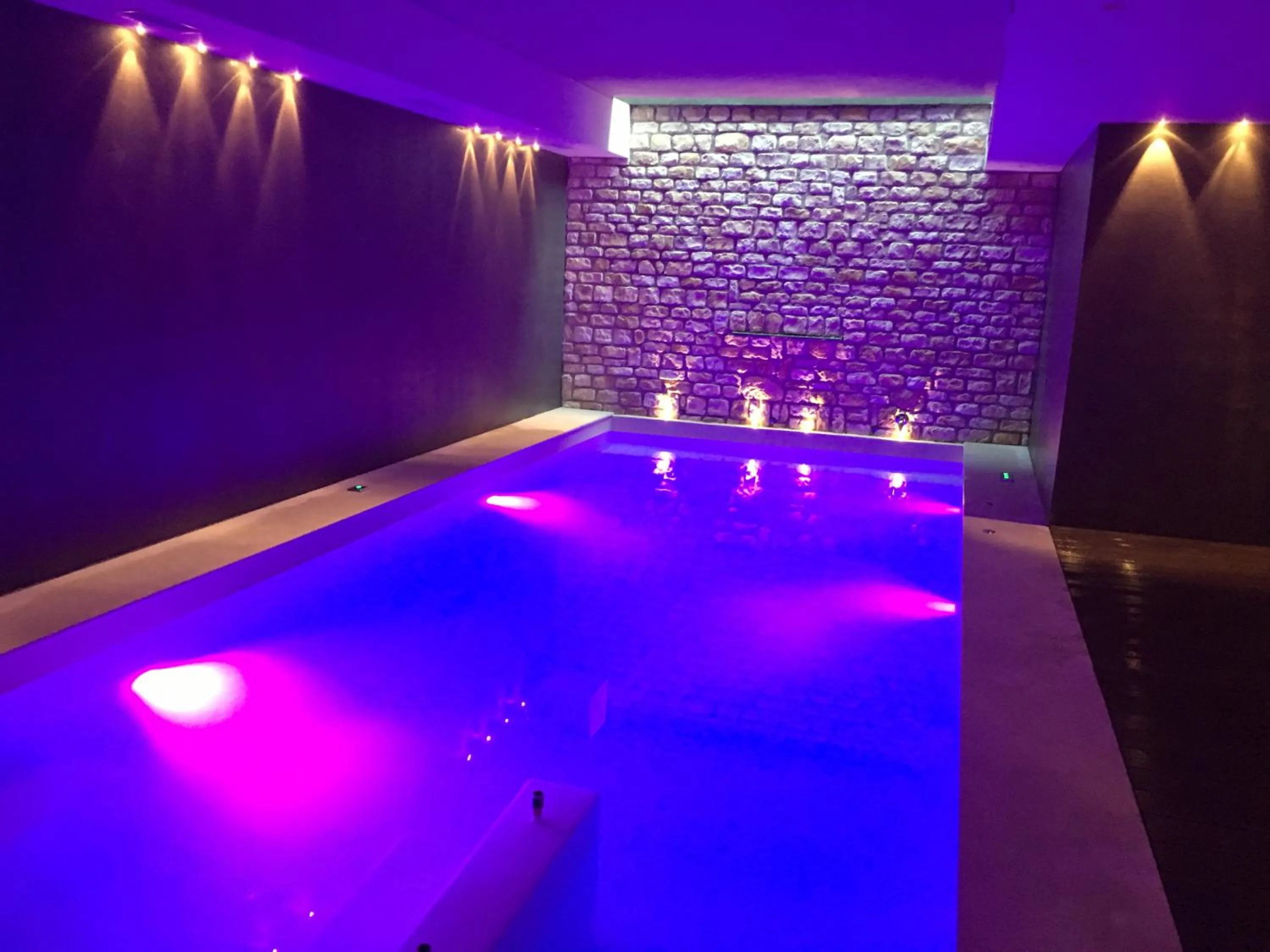 Swimming pool in Hotel Centrale