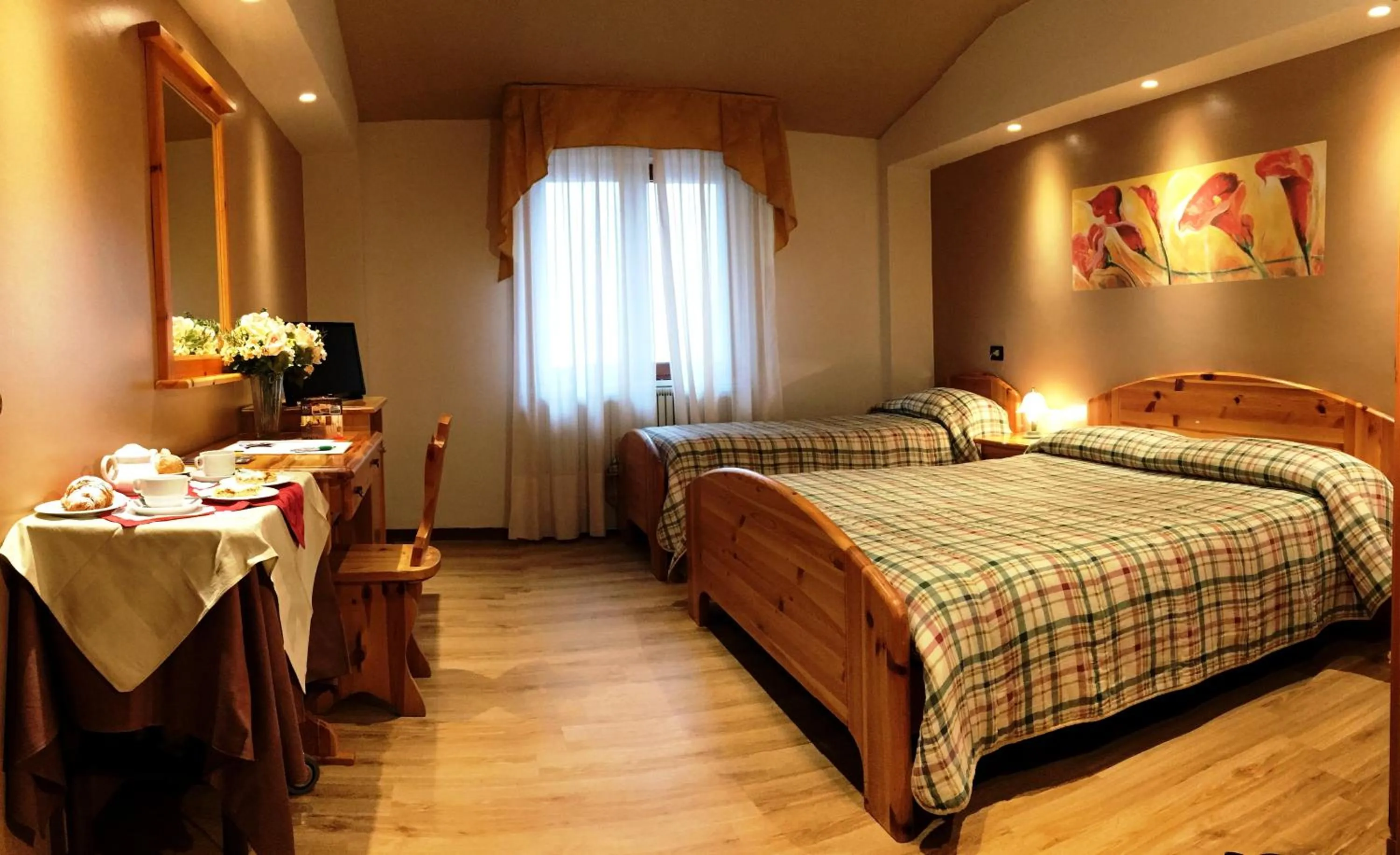 Photo of the whole room, Bed in Hotel Centrale