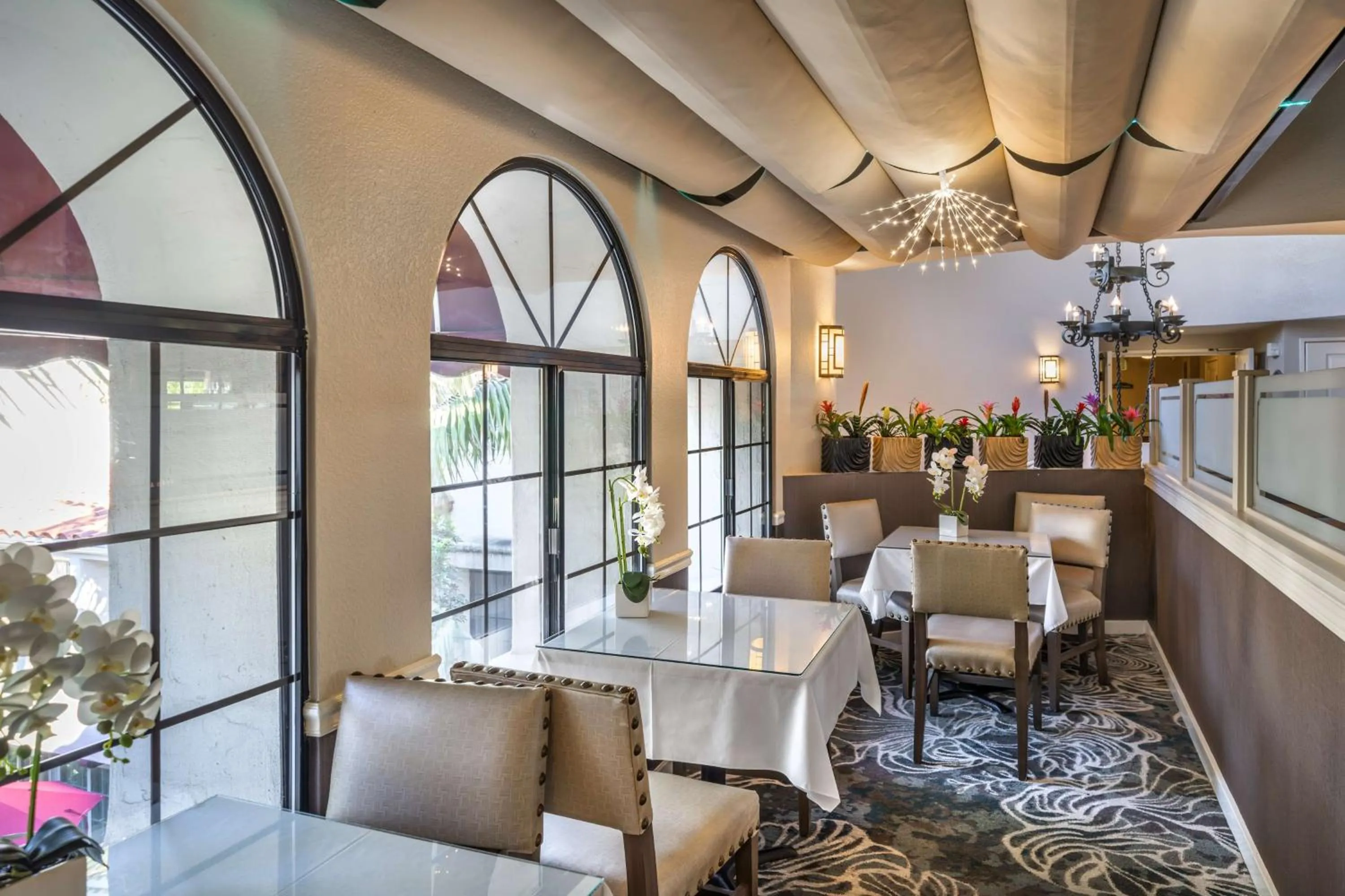 Restaurant/places to eat in Best Western Plus Carpinteria Inn