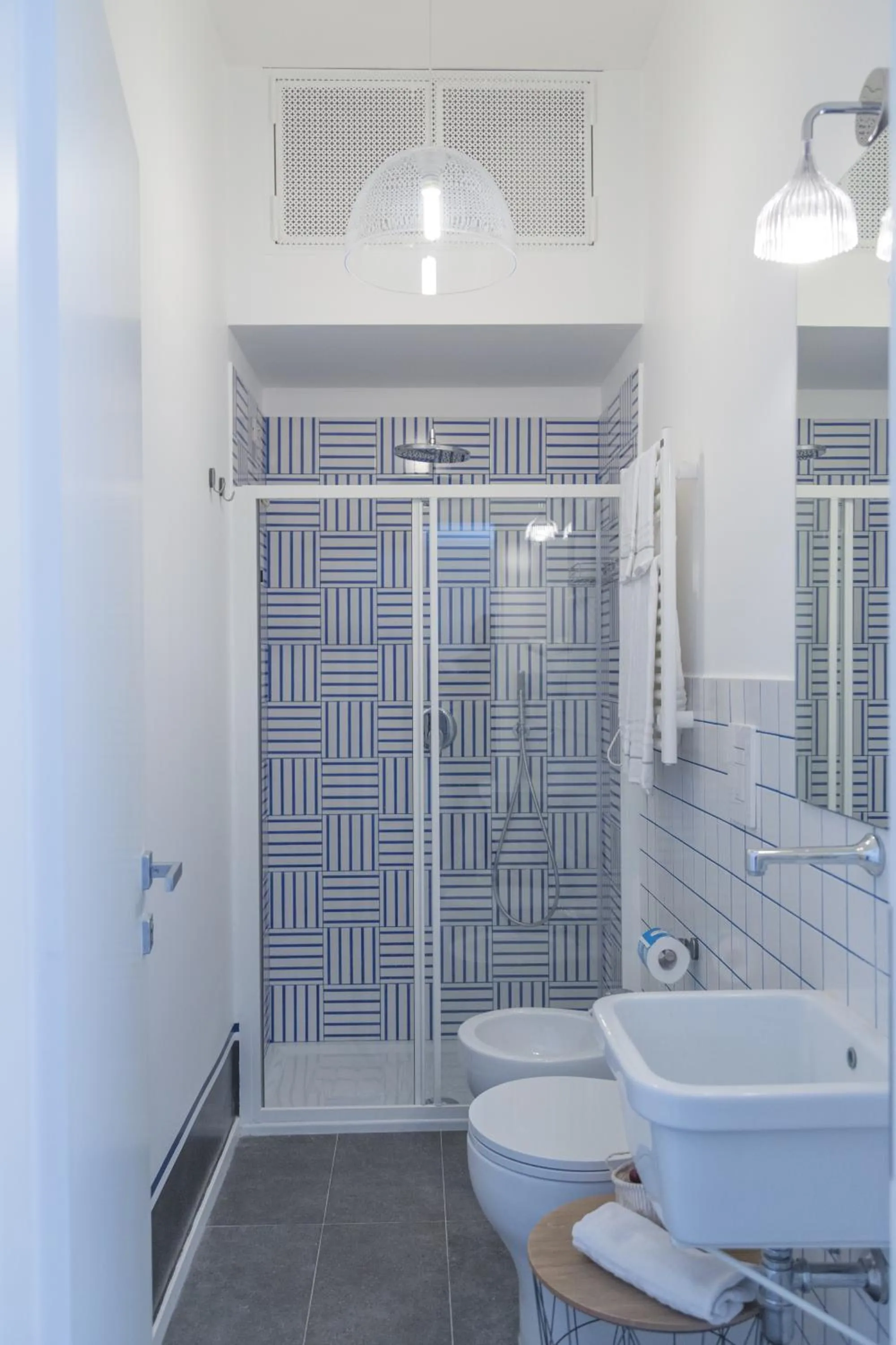 Shower in Nonna Pina Art Rooms