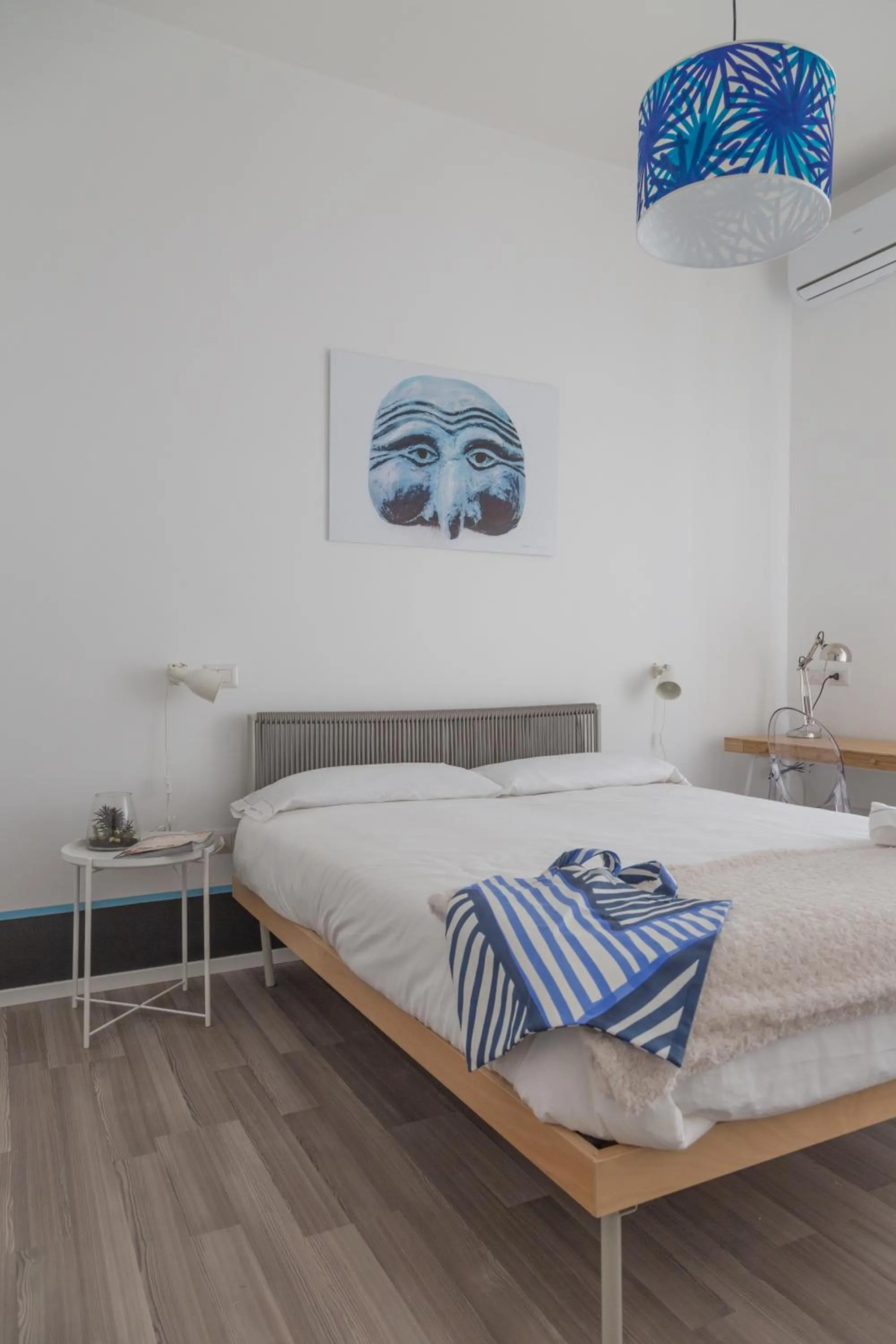 Bed in Nonna Pina Art Rooms