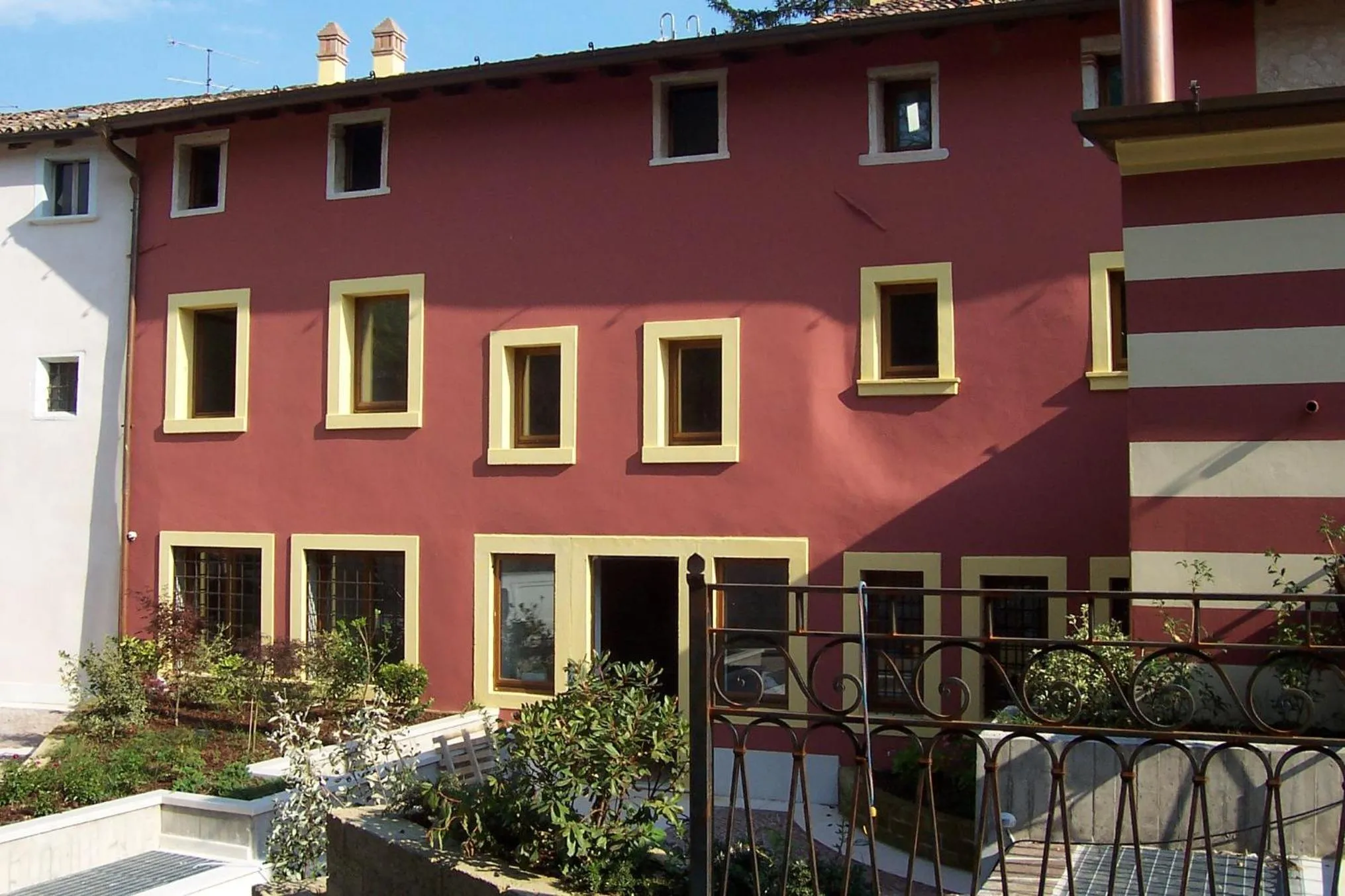 Facade/entrance in Residence Villa Vinco