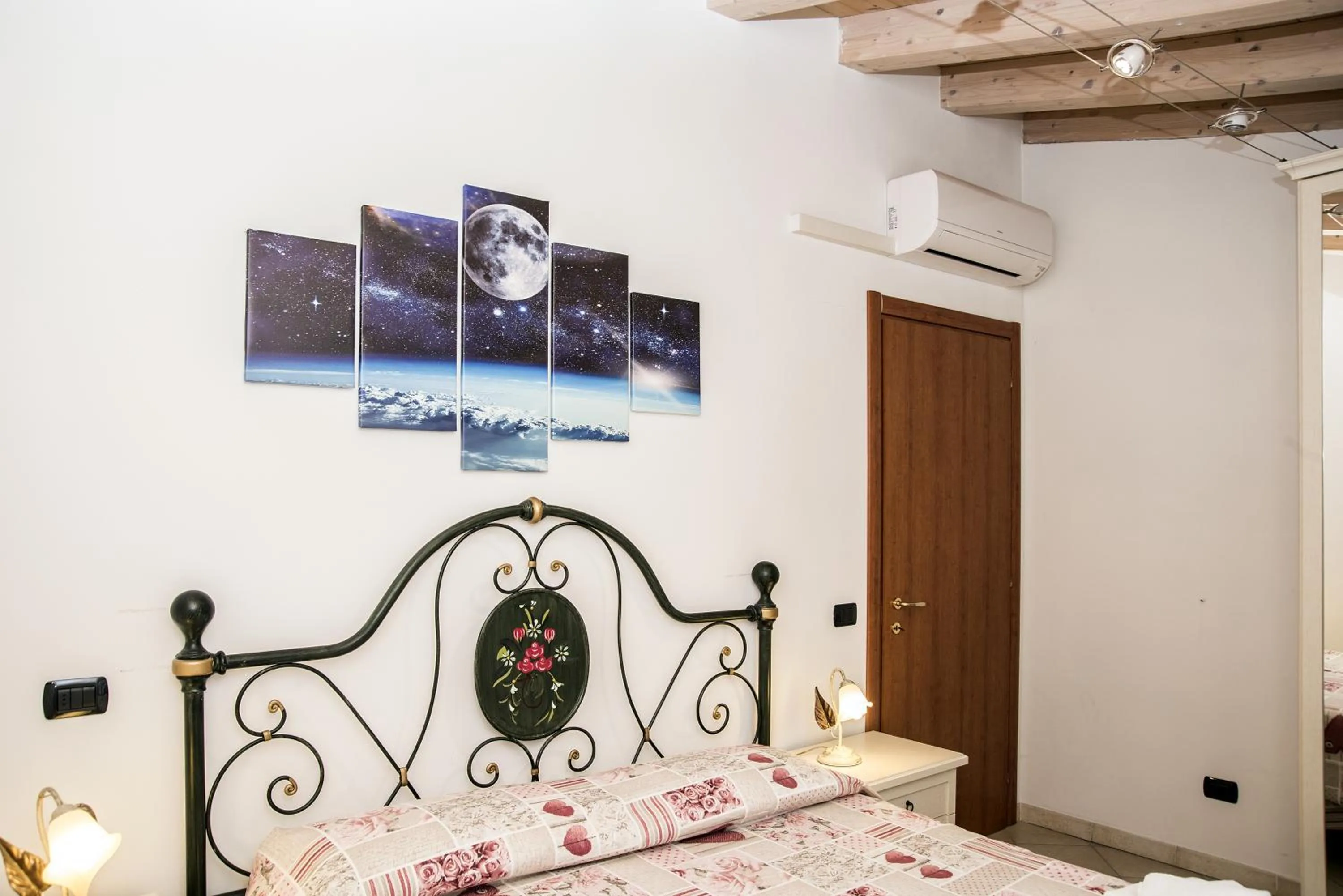 Bedroom, Bed in Residence Villa Vinco