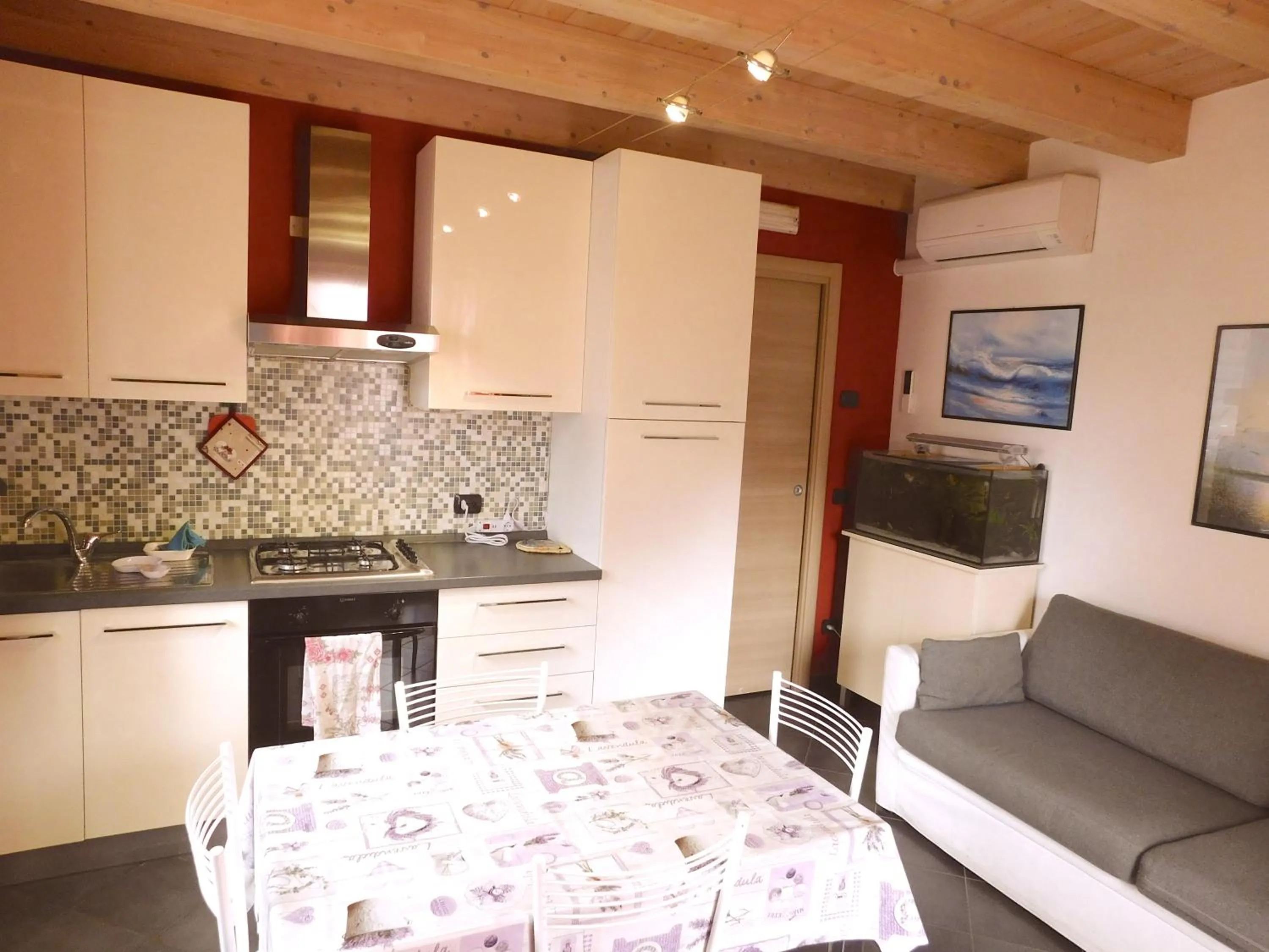 Kitchen or kitchenette in Residence Villa Vinco