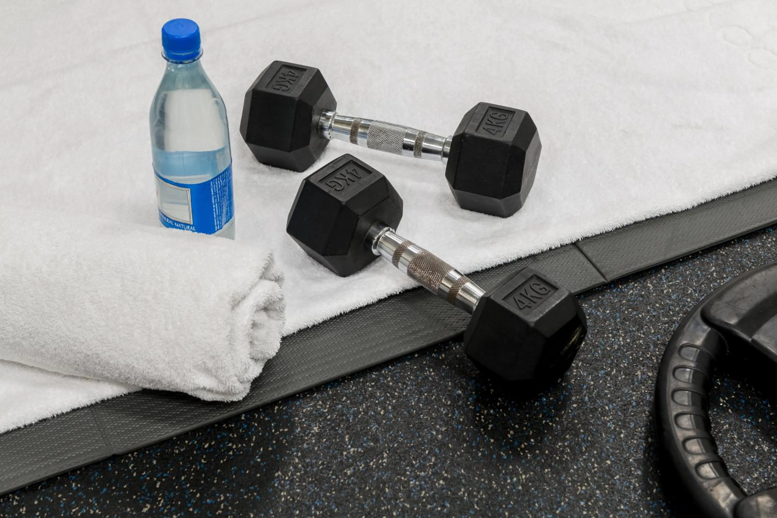 Fitness centre/facilities in Leonardo Boutique Rehovot