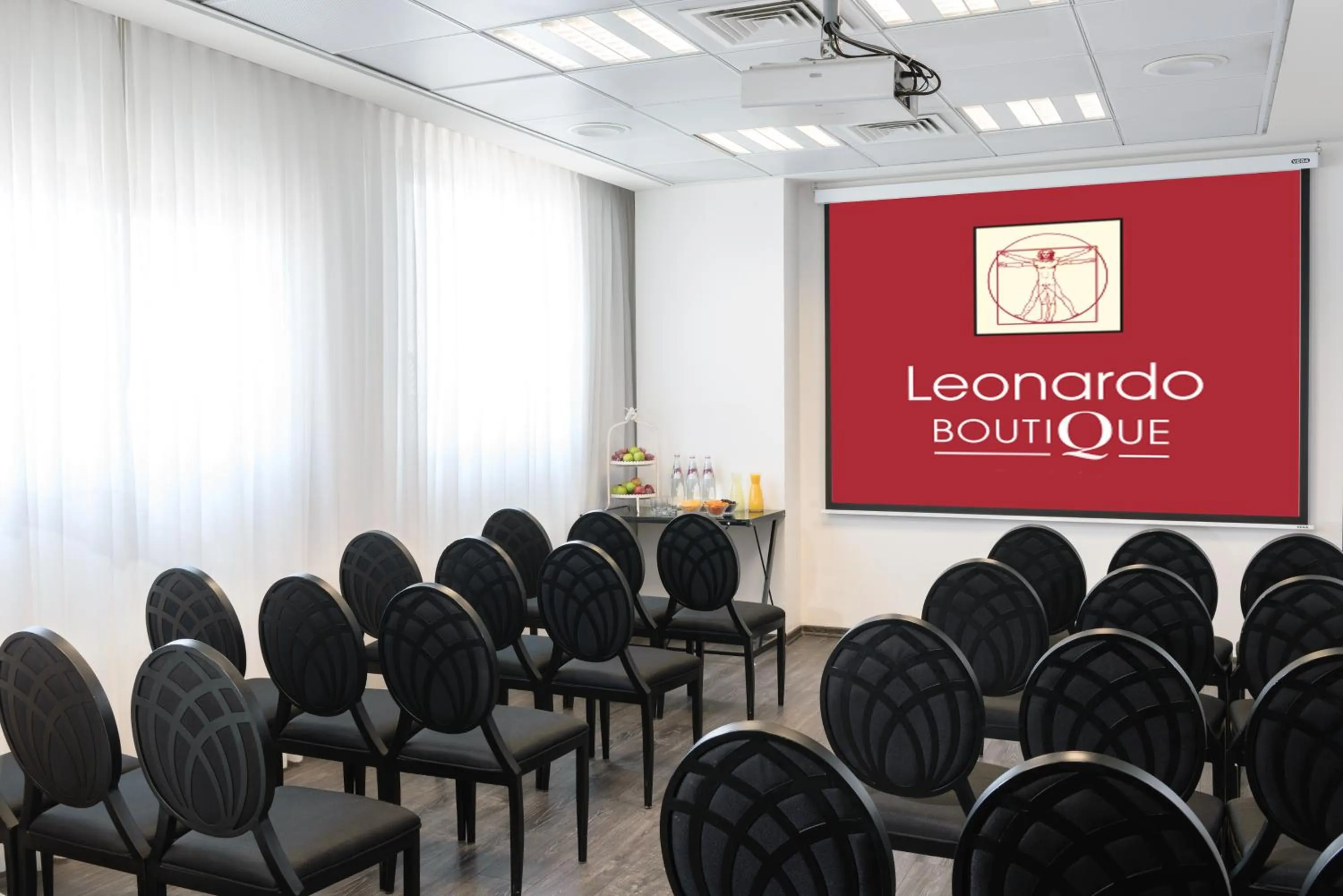 Business facilities in Leonardo Boutique Rehovot