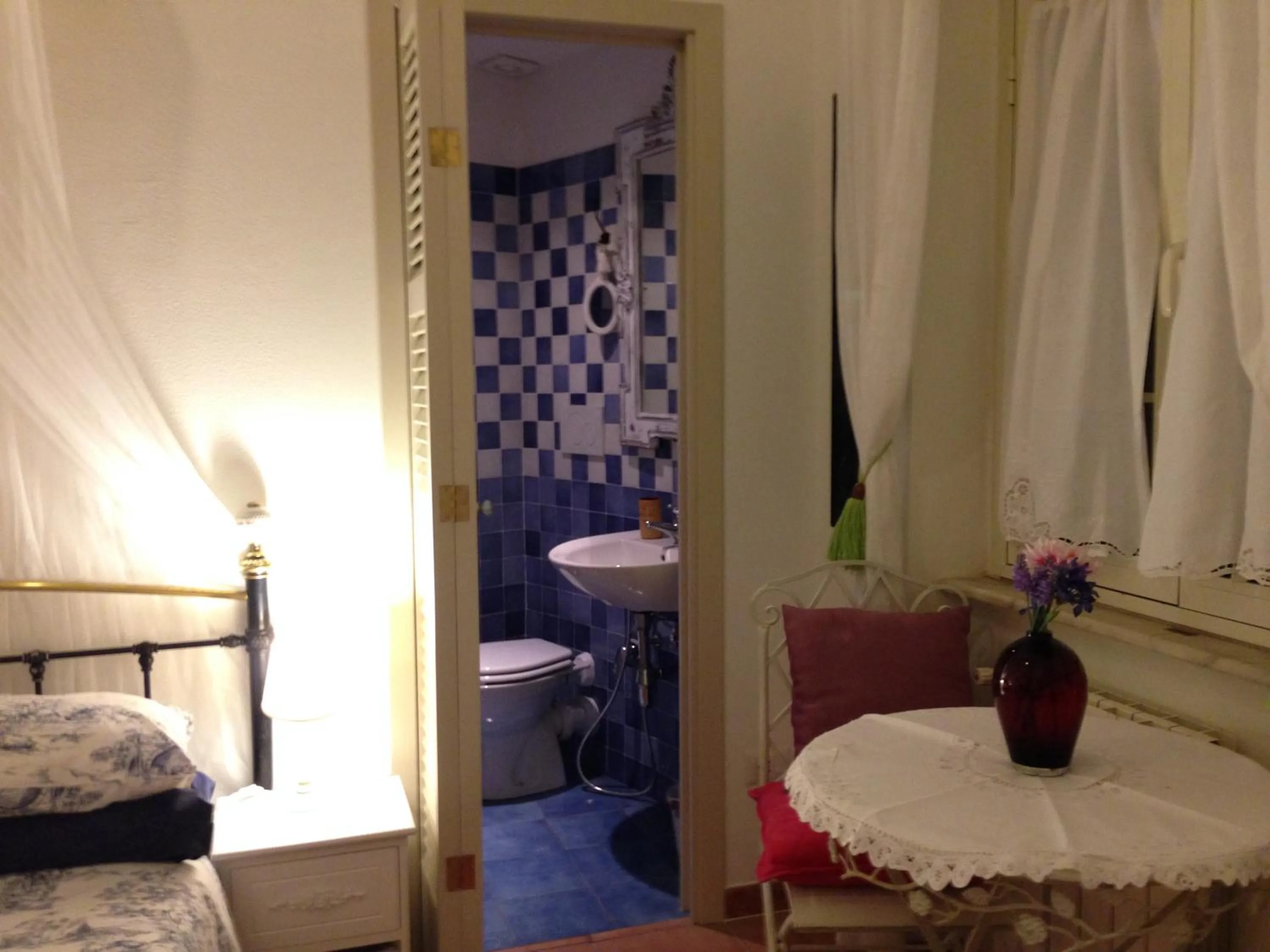 Toilet in Barocchetto Romano