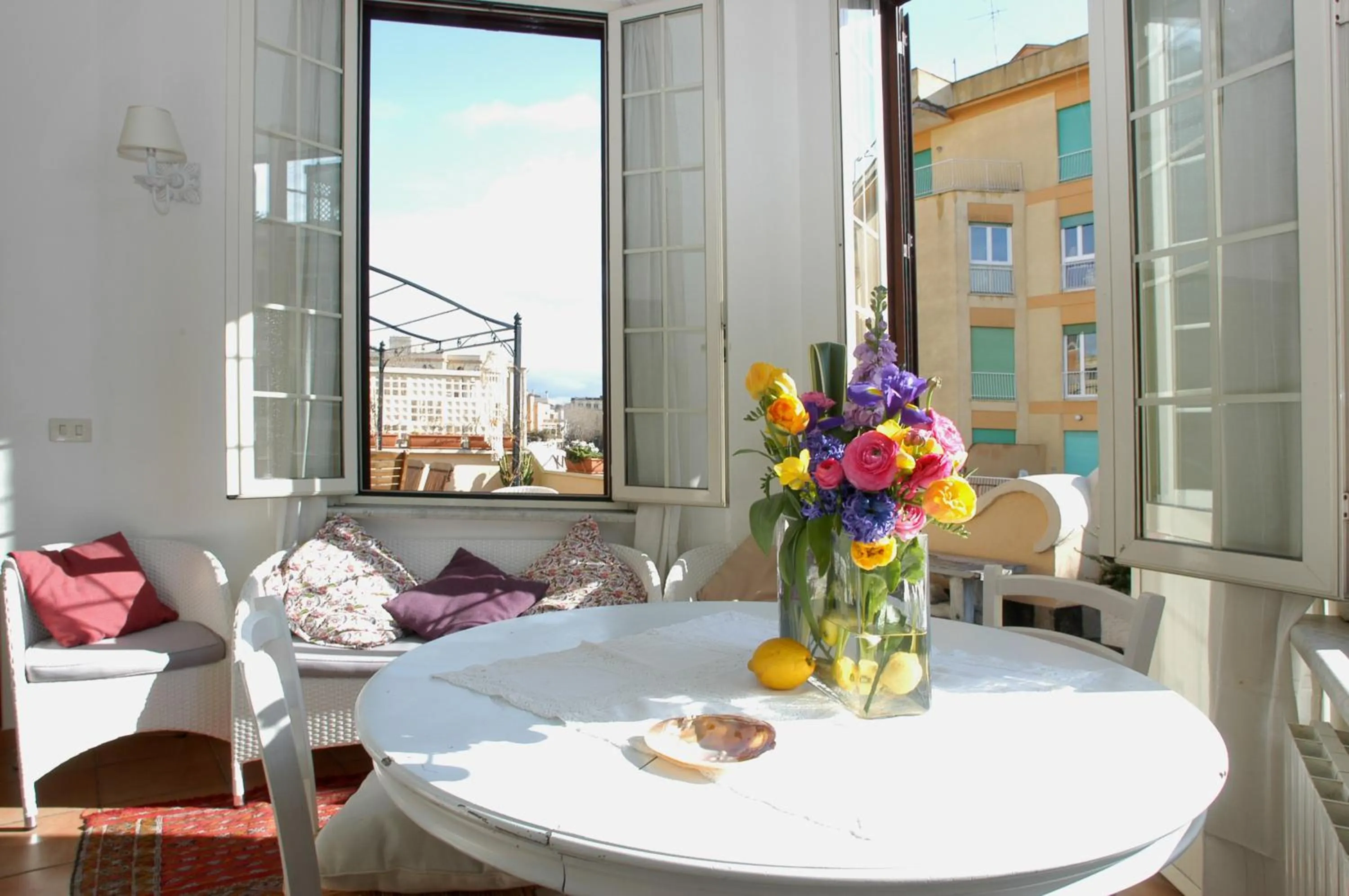 Dining area in Barocchetto Romano