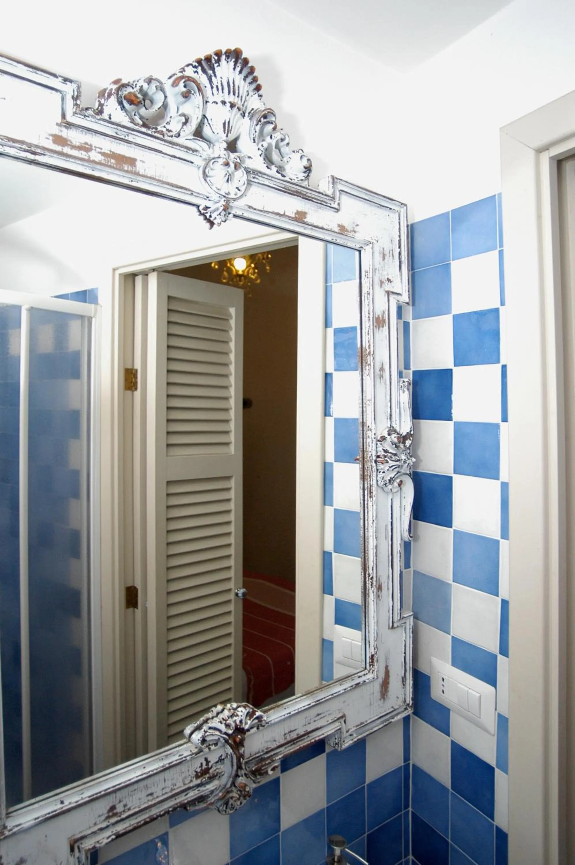 Bathroom in Barocchetto Romano