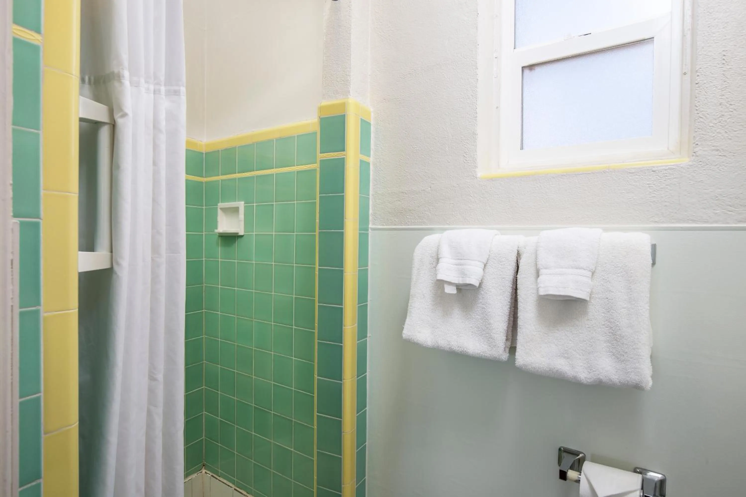 Bathroom in Aikens Lodge