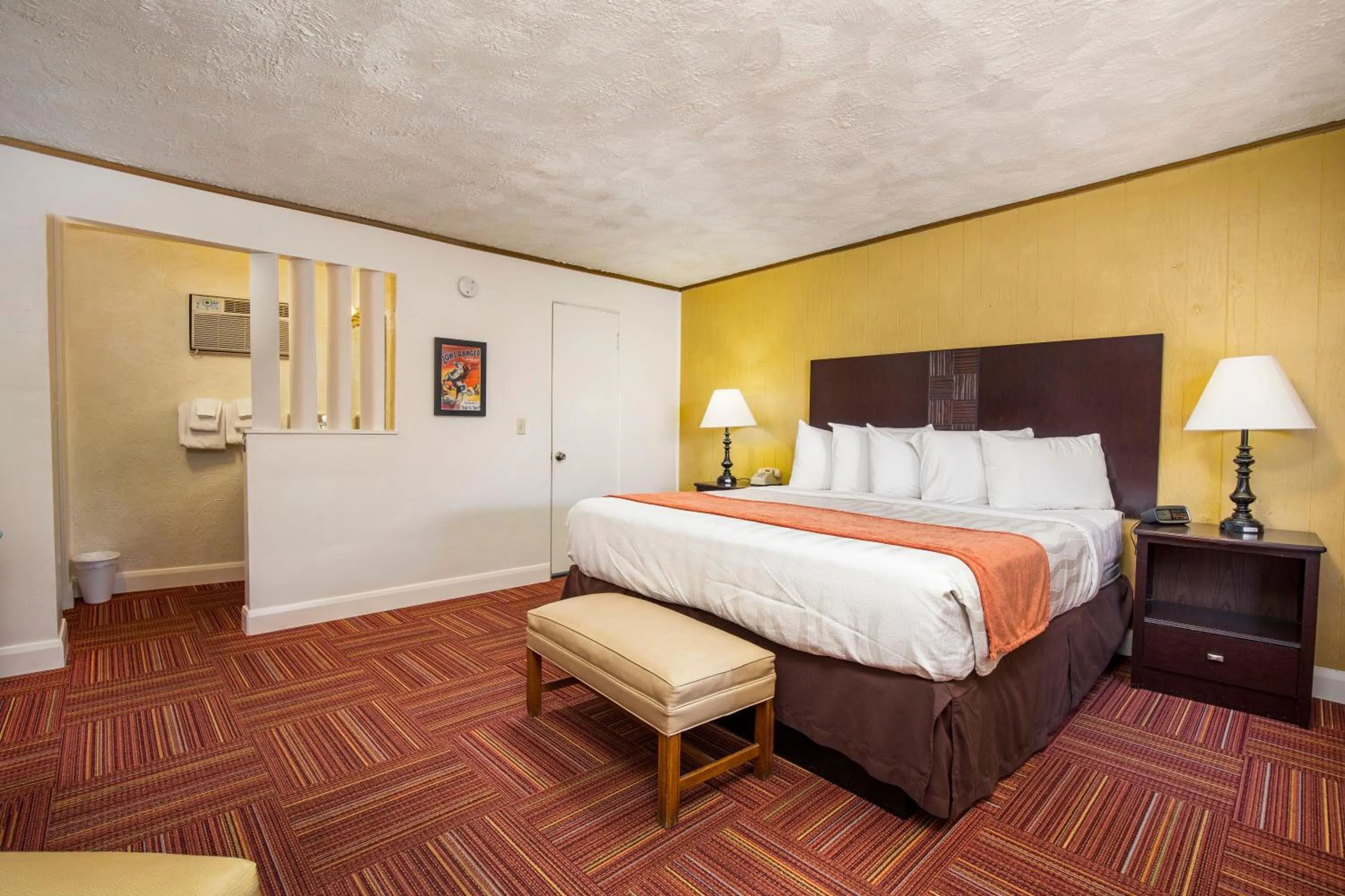 Bedroom, Bed in Aikens Lodge