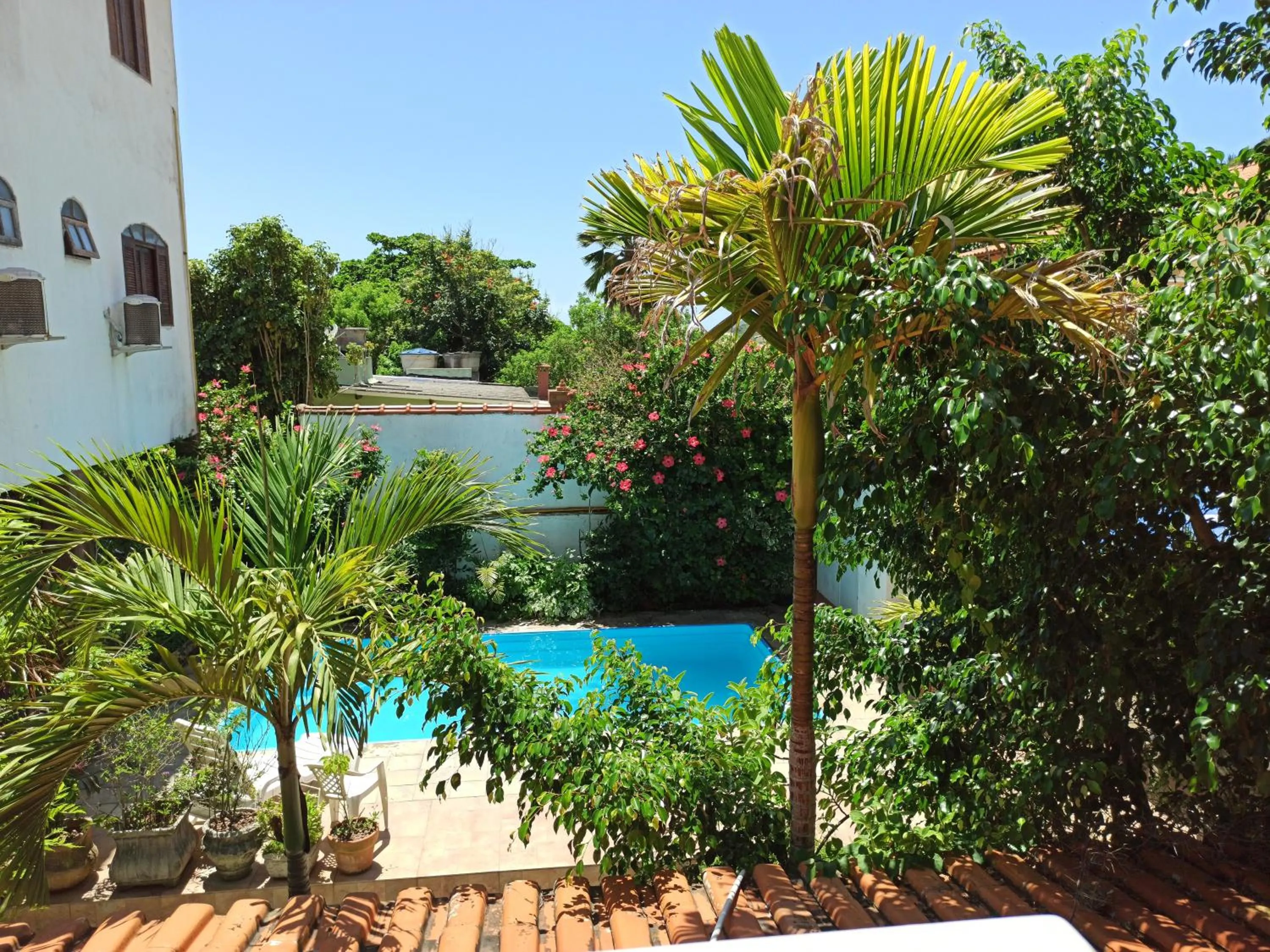 Pool view in Pousada Porto Praia