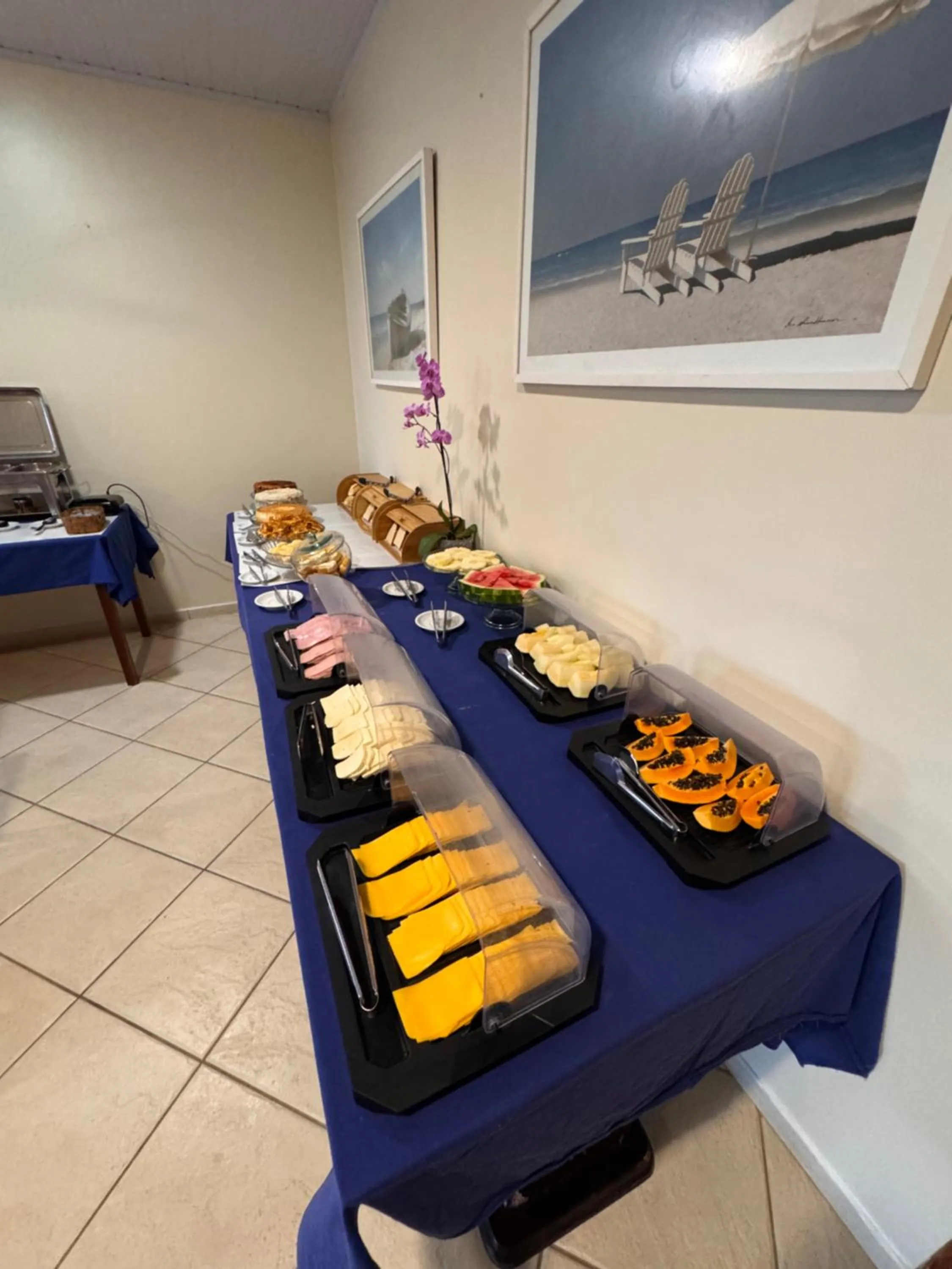 Buffet breakfast in Pousada Porto Praia