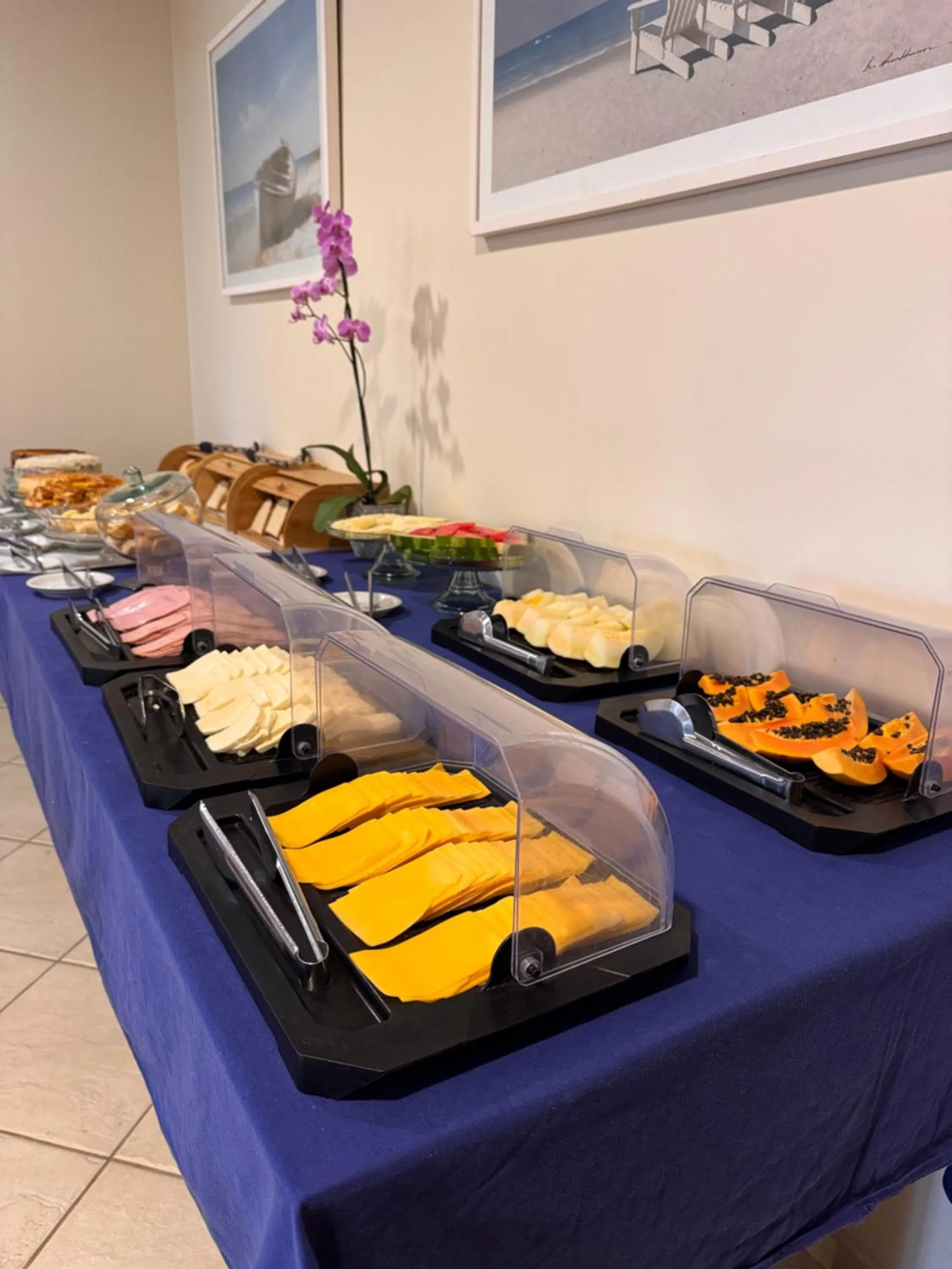 Continental breakfast in Pousada Porto Praia